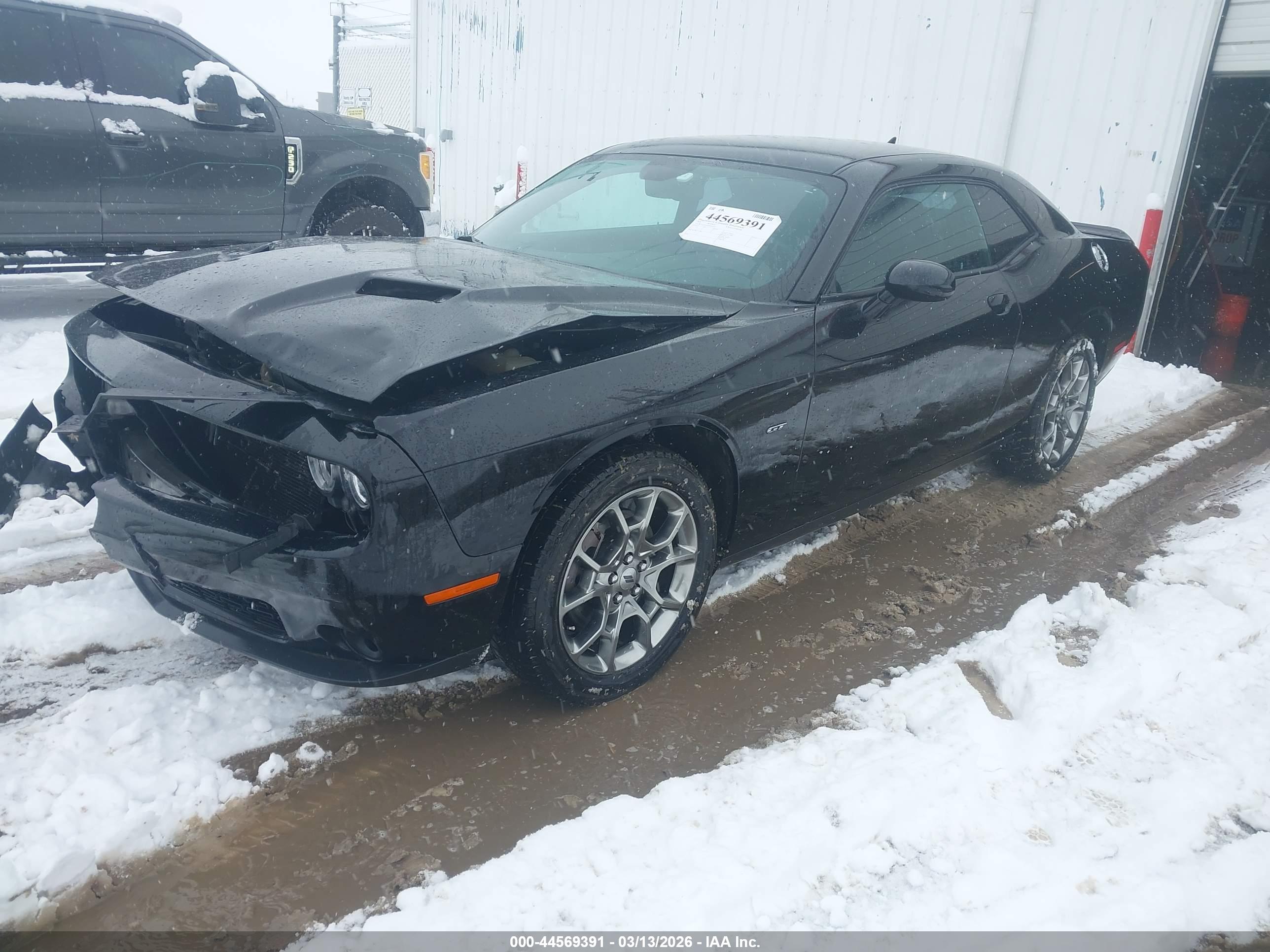 DODGE CHALLENGER image 2