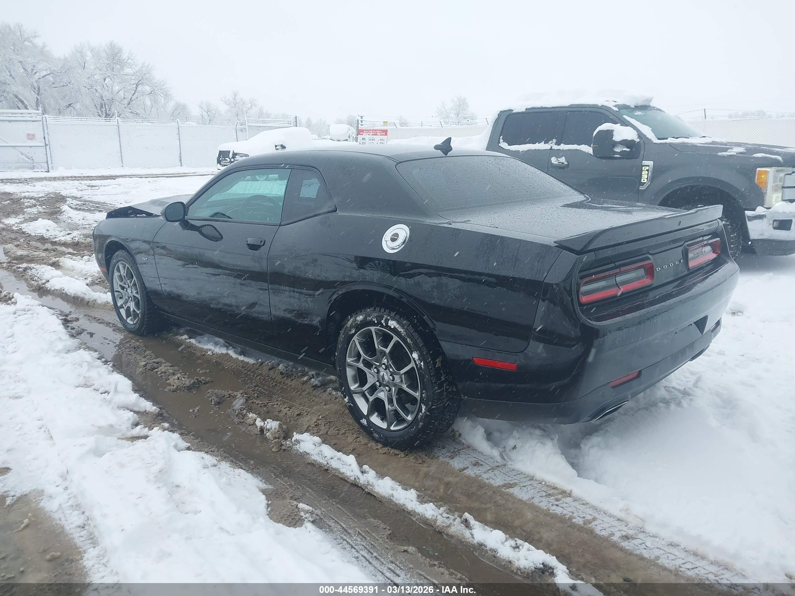 DODGE CHALLENGER image 3