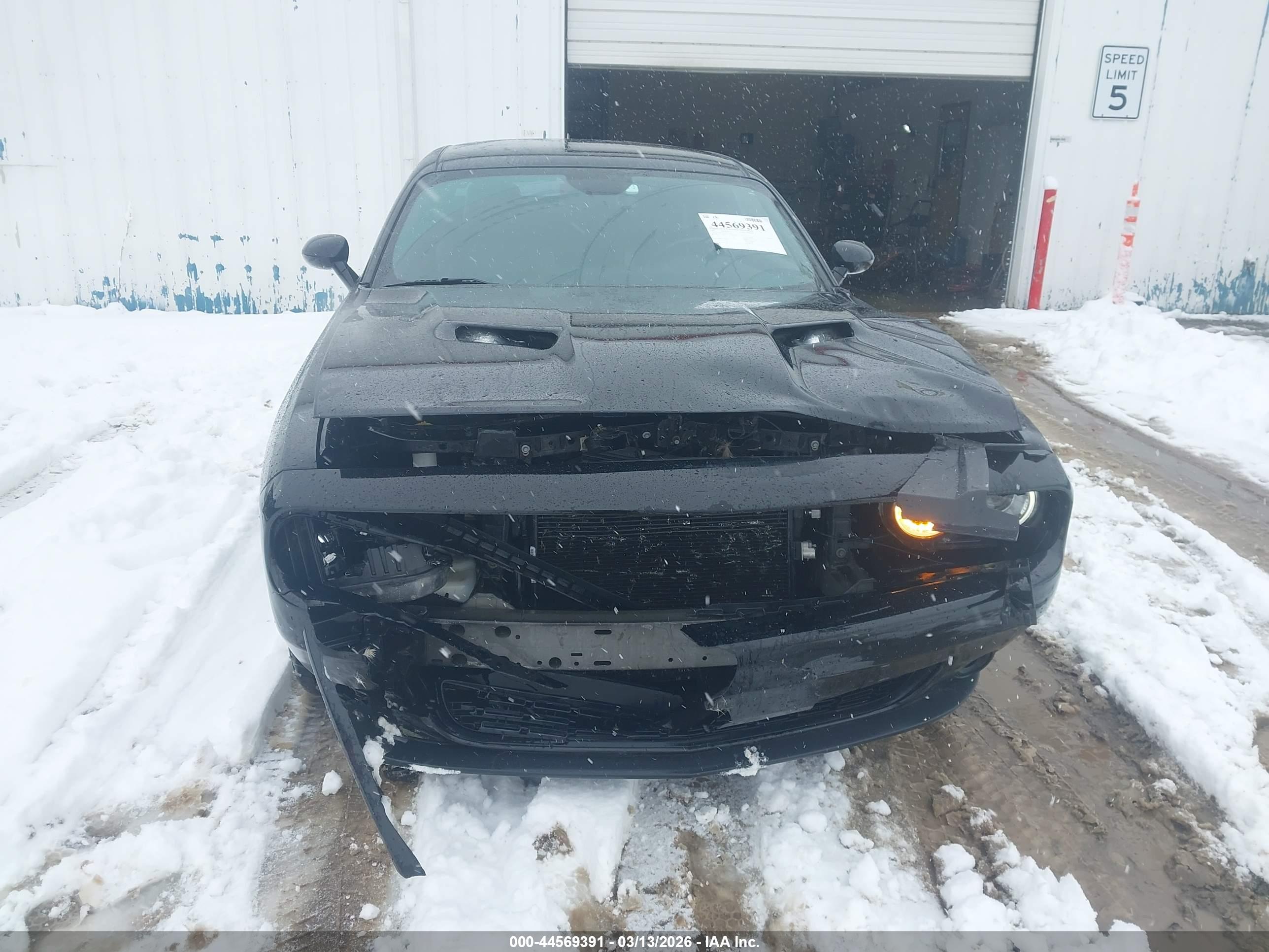 DODGE CHALLENGER image 6
