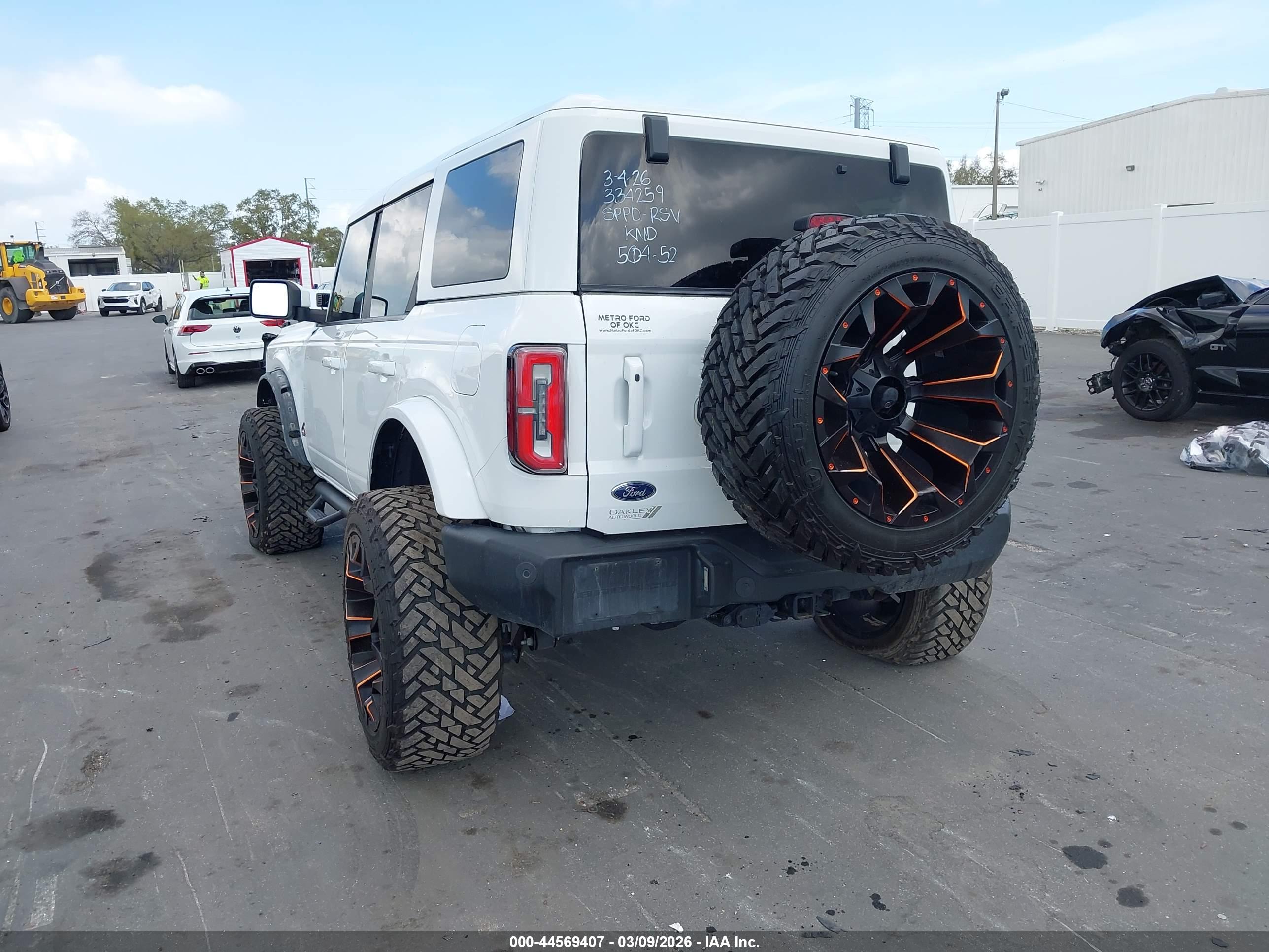 FORD BRONCO image 3