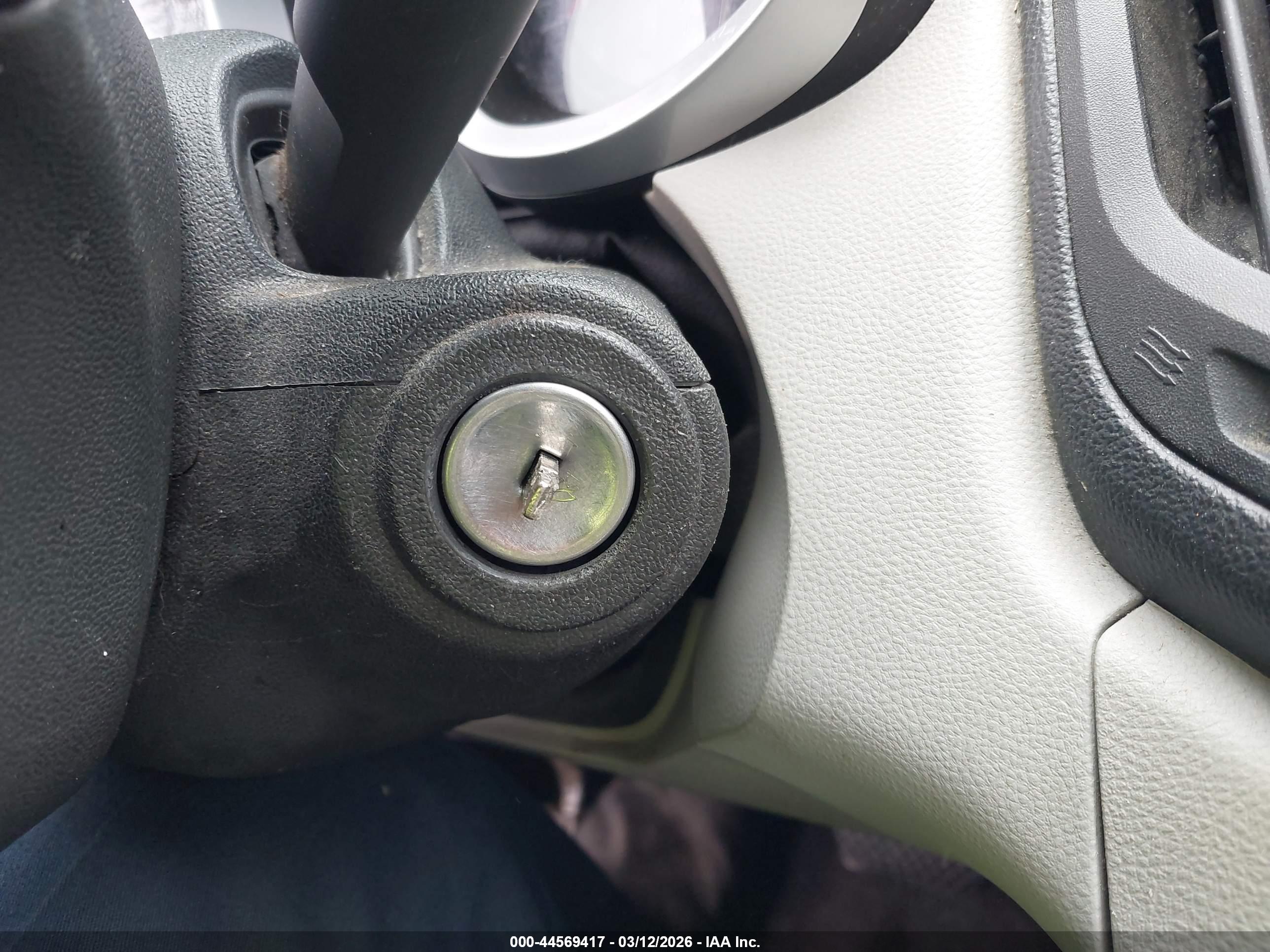 CHEVROLET EQUINOX image 11