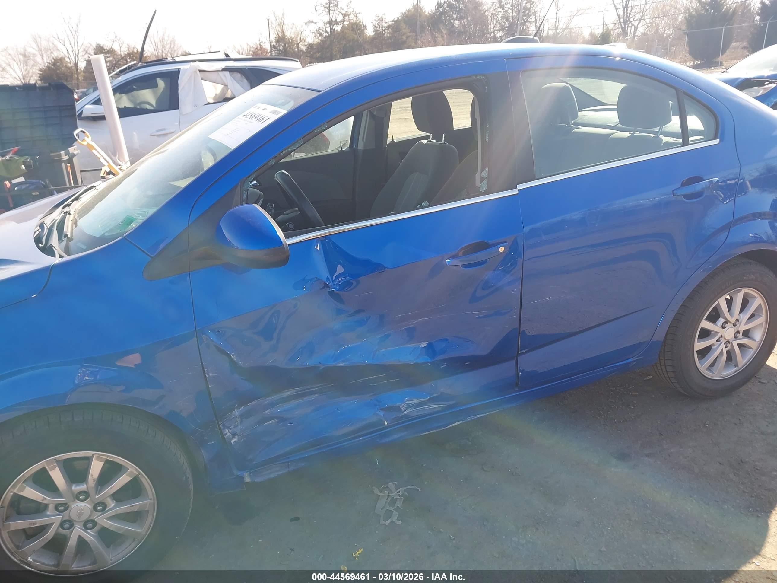 CHEVROLET SONIC image 6