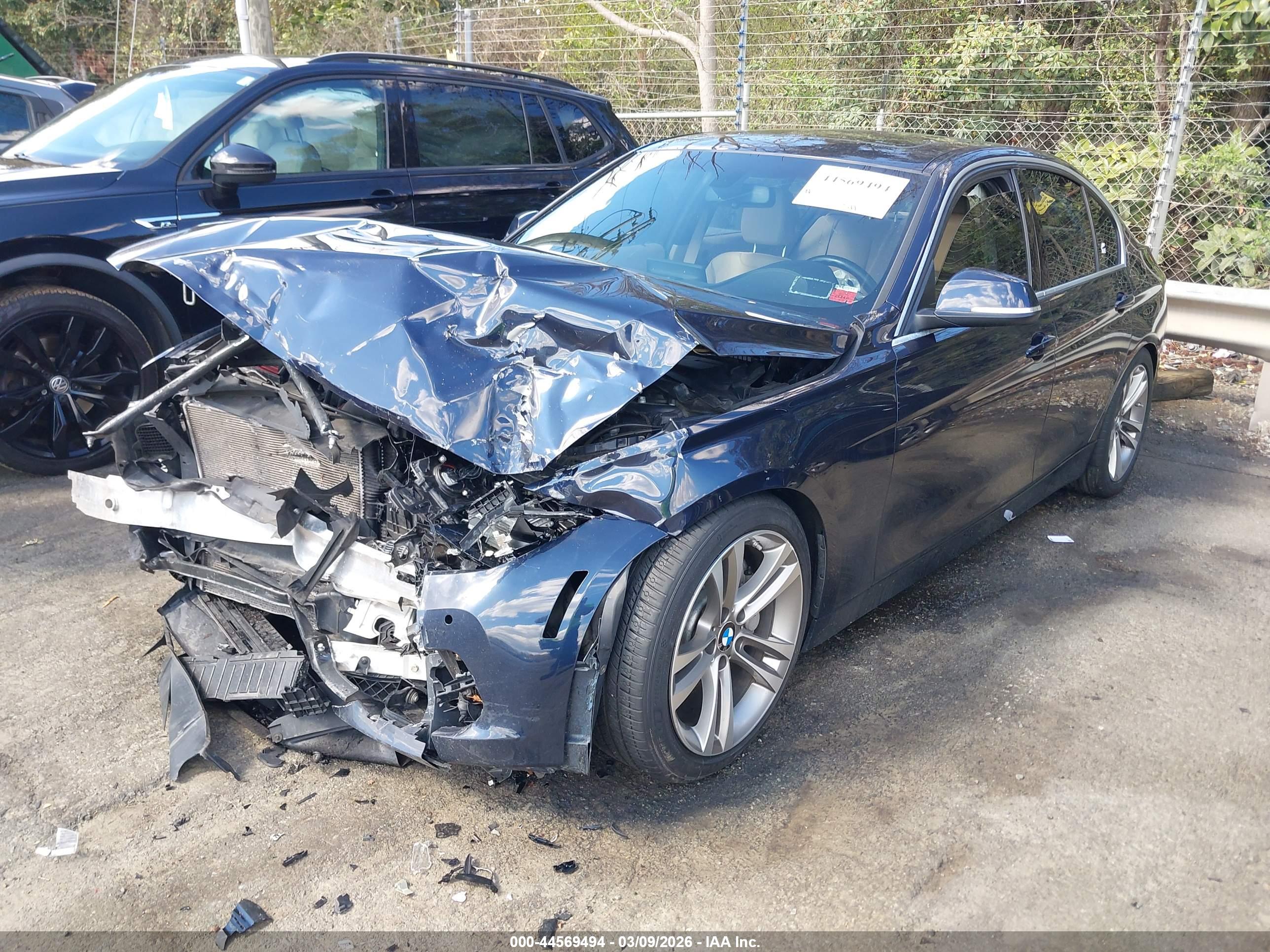 BMW 340I image 2