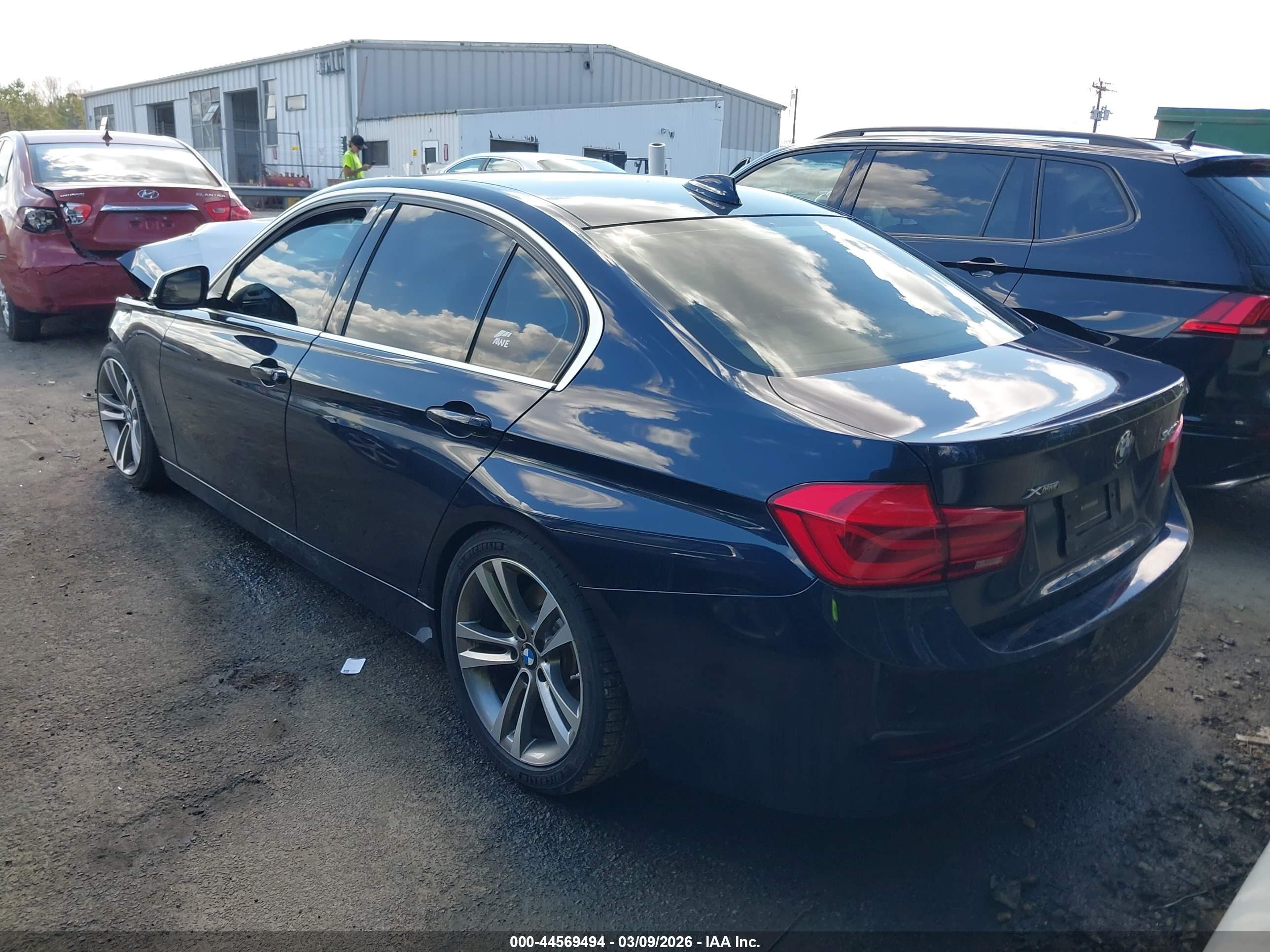 BMW 340I image 3