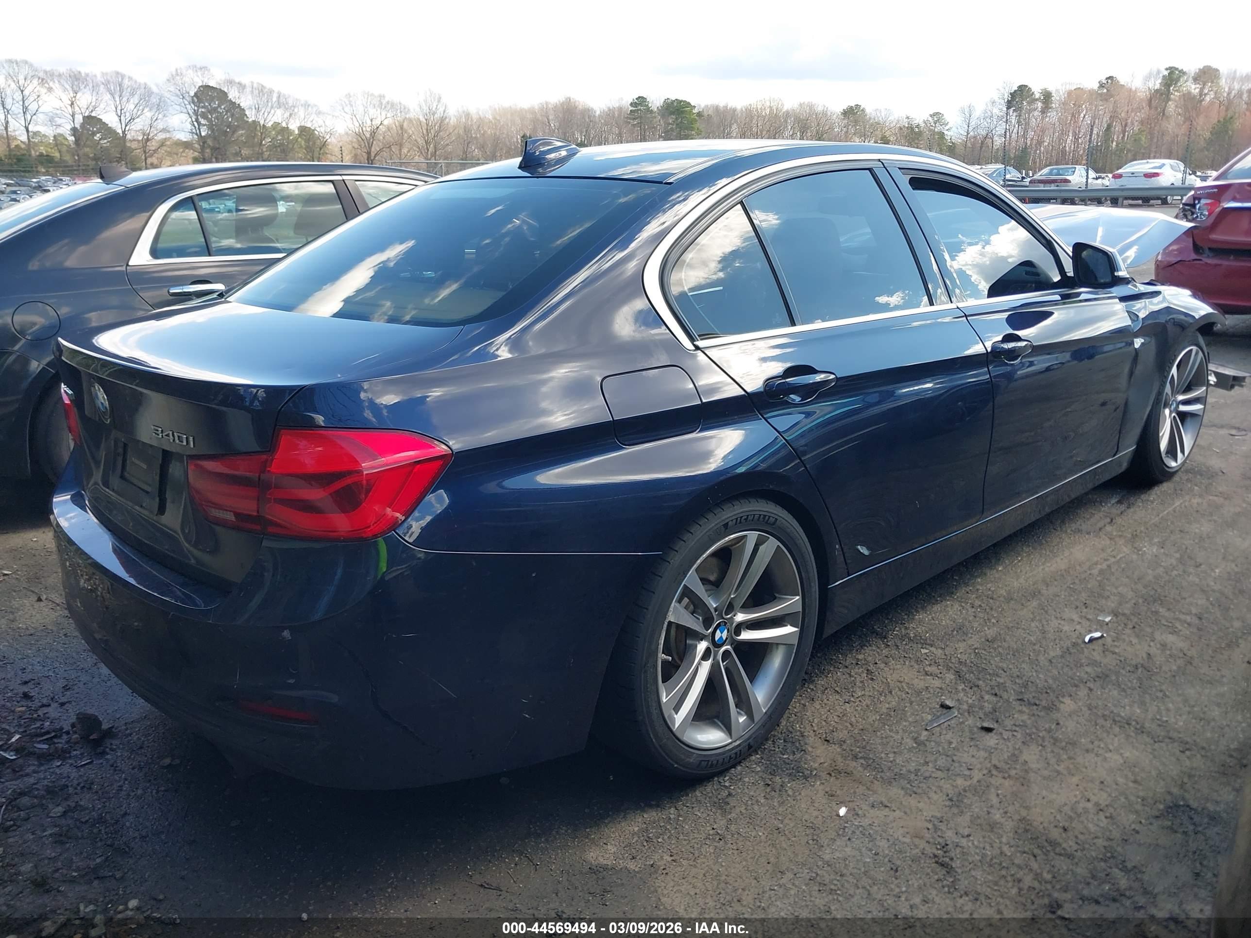 BMW 340I image 4