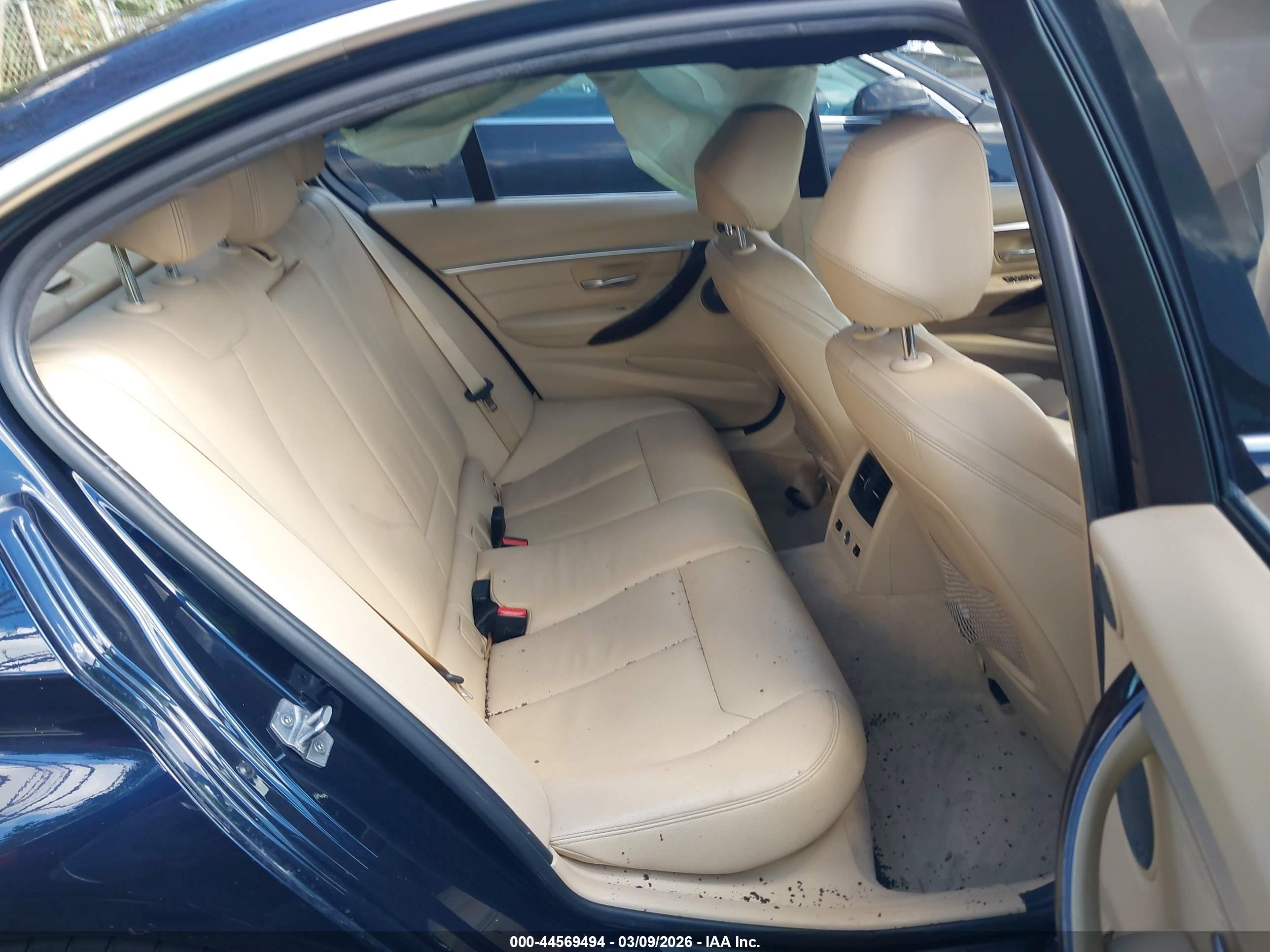 BMW 340I image 8
