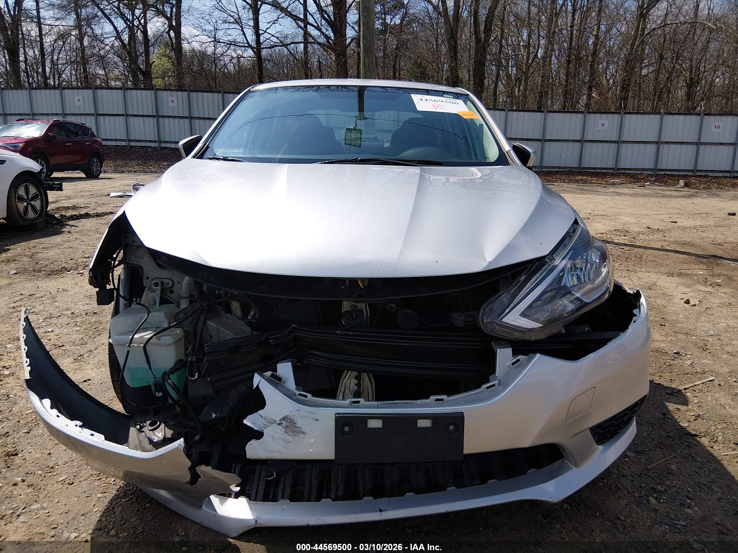NISSAN SENTRA image 6