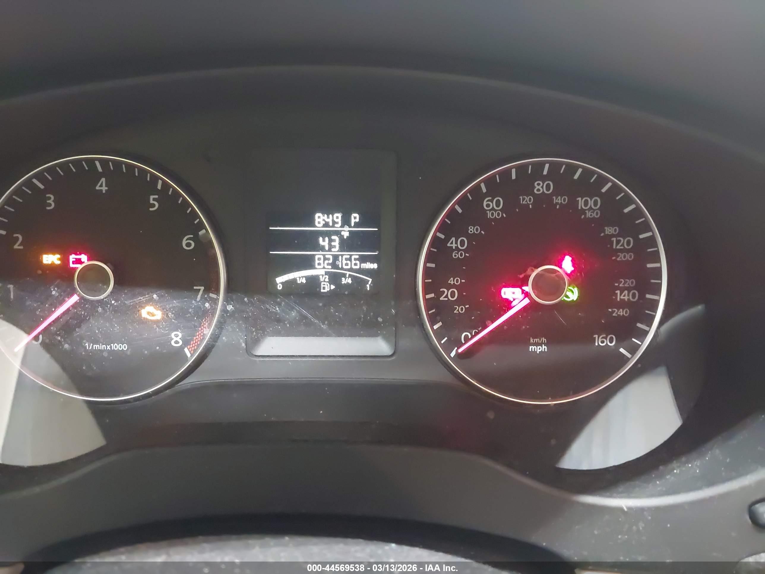 VOLKSWAGEN JETTA image 7
