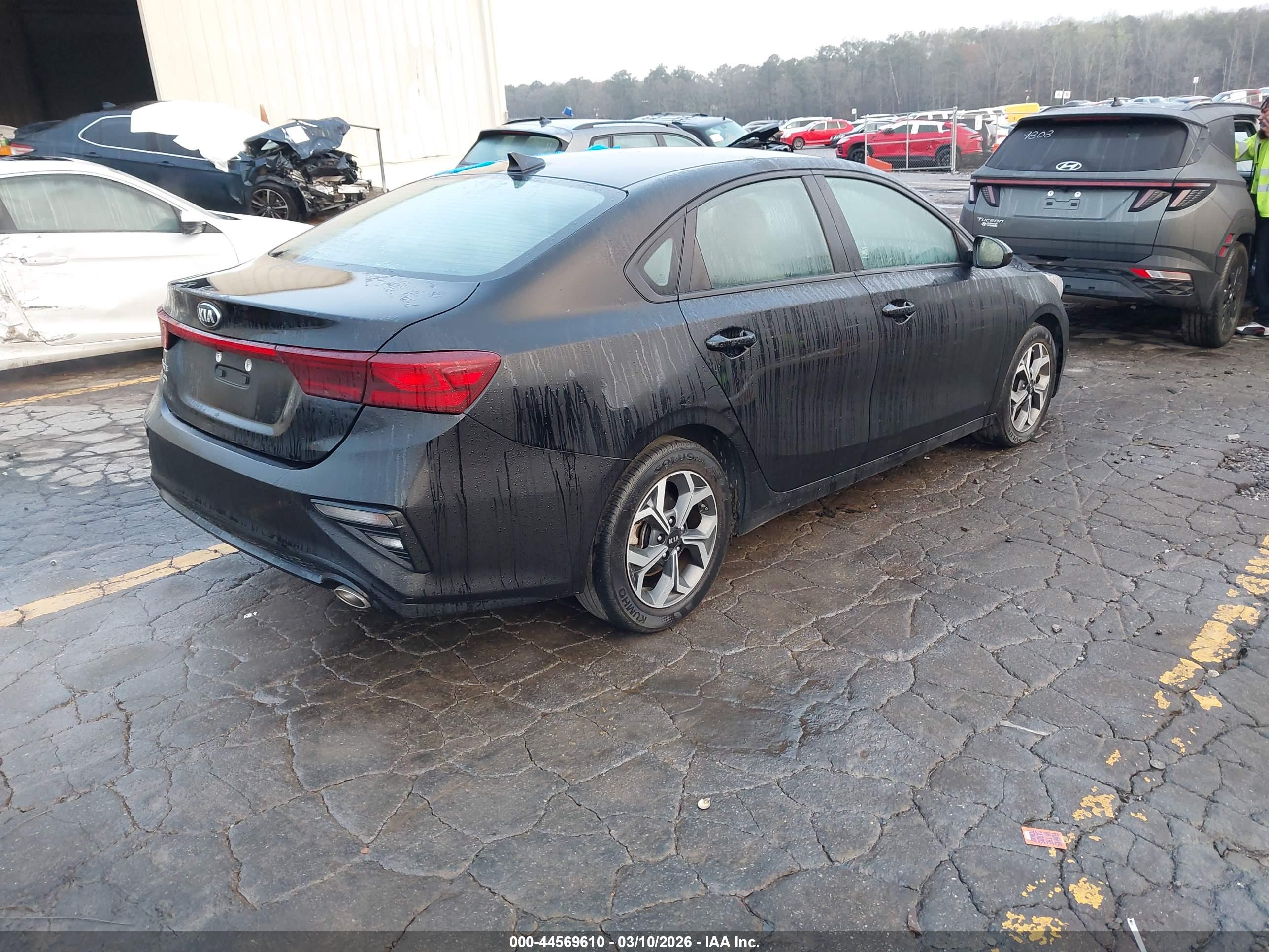 KIA FORTE image 4