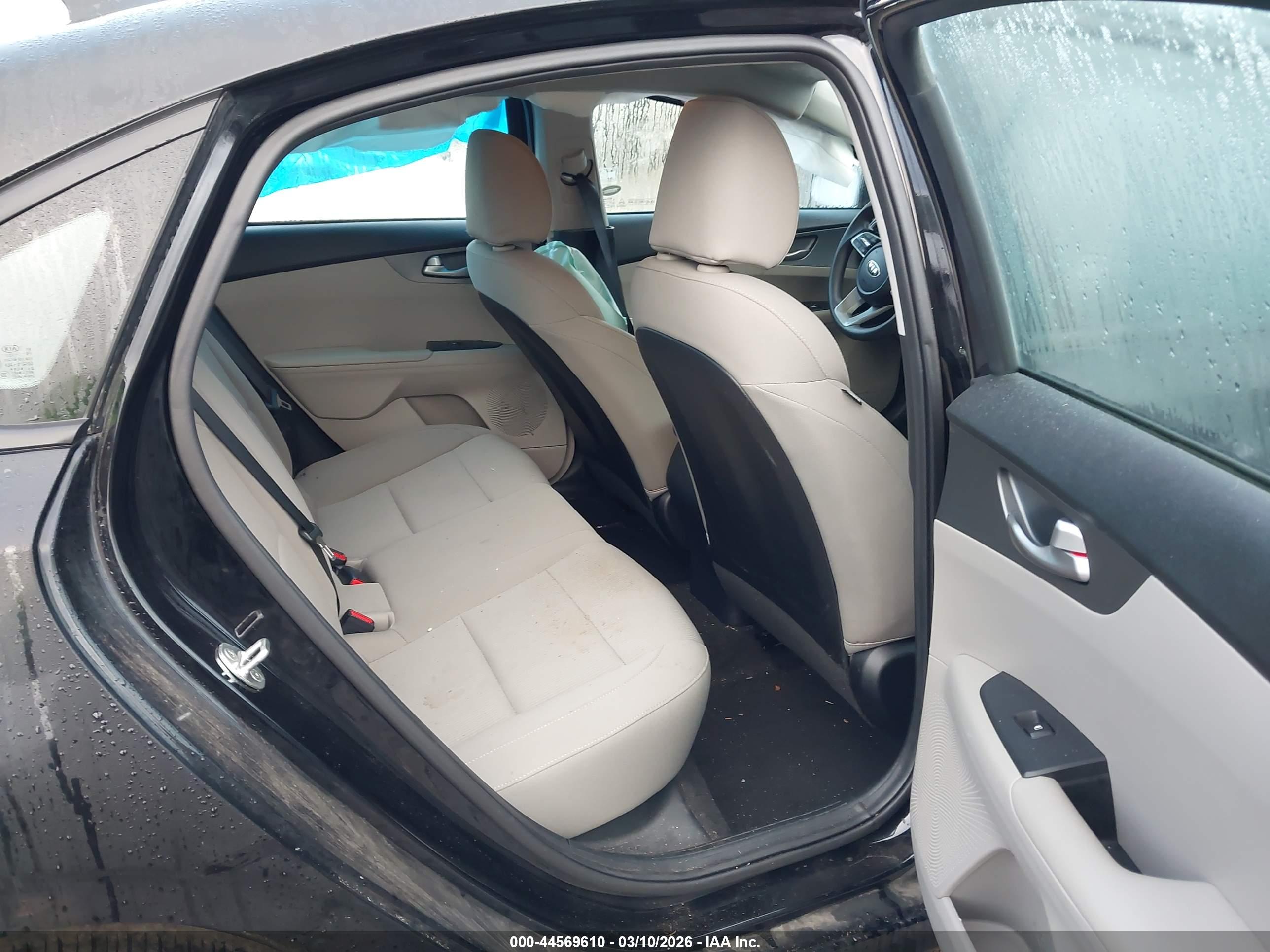 KIA FORTE image 8