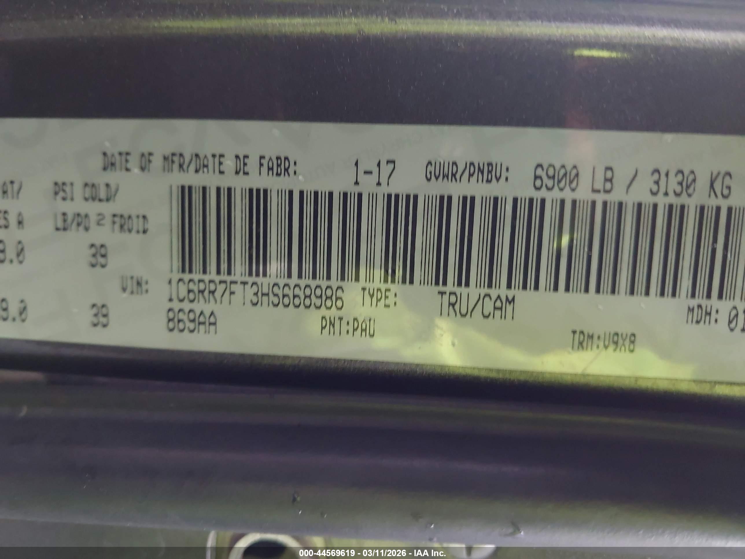 RAM 1500 image 9