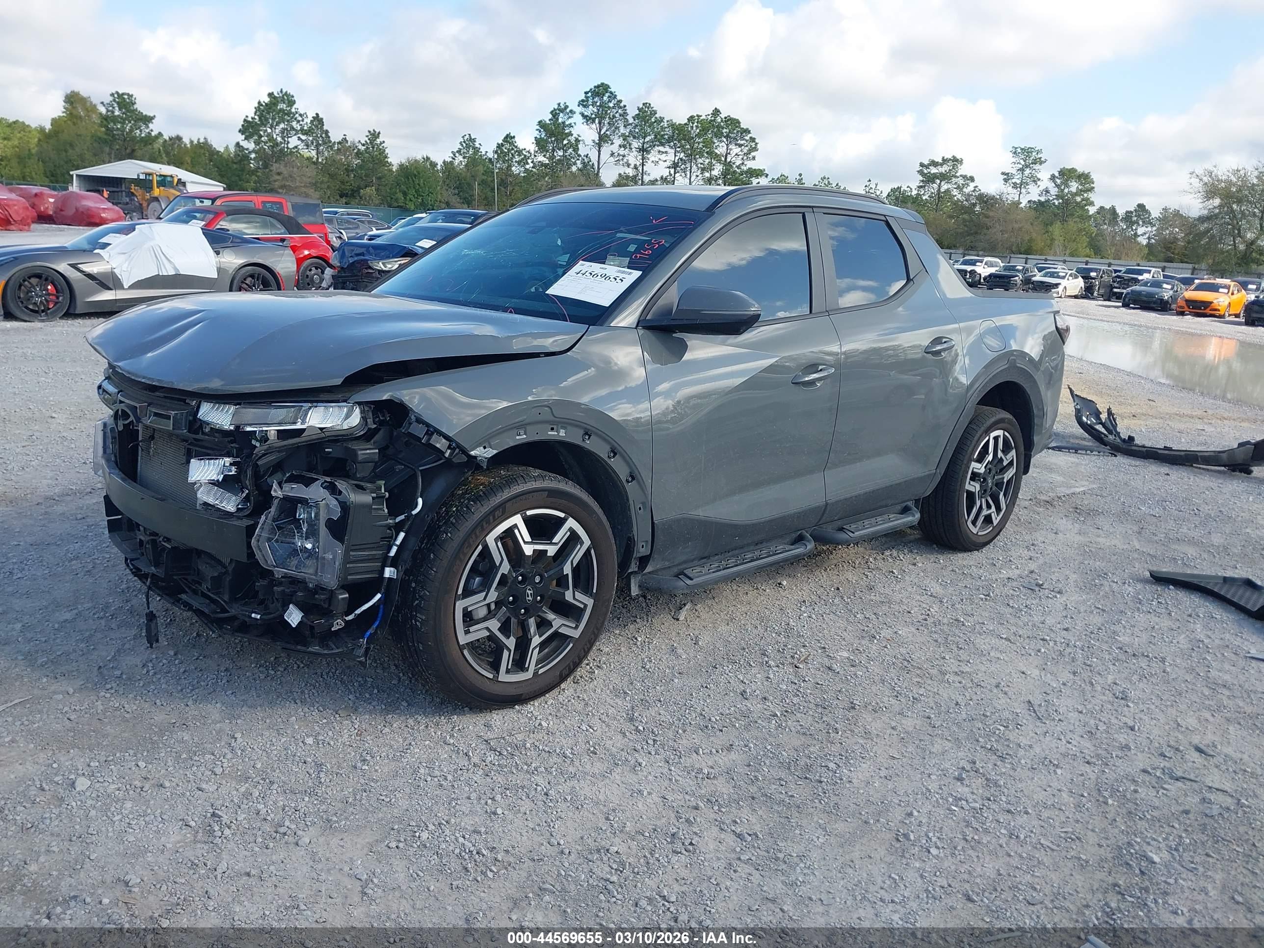 HYUNDAI SANTA image 2