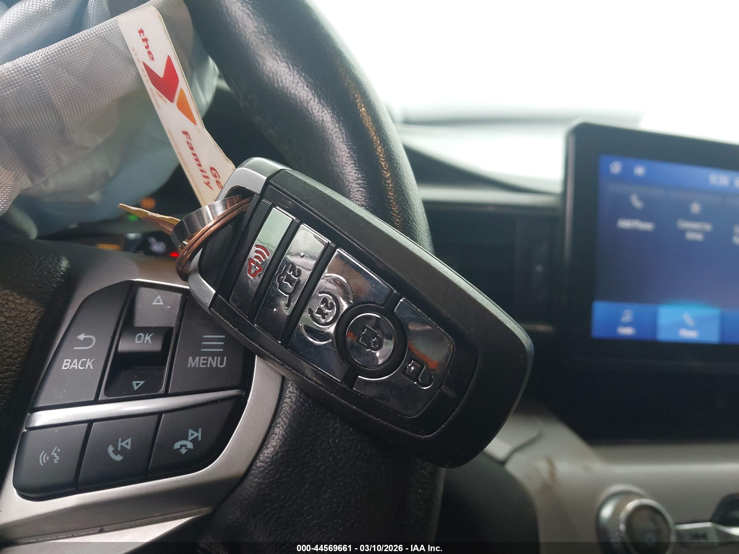 FORD EXPLORER image 11
