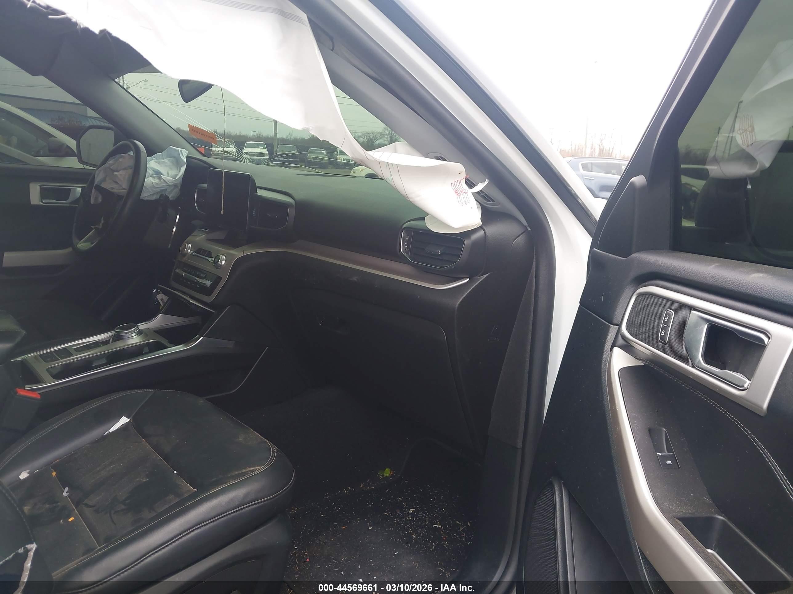 FORD EXPLORER image 5