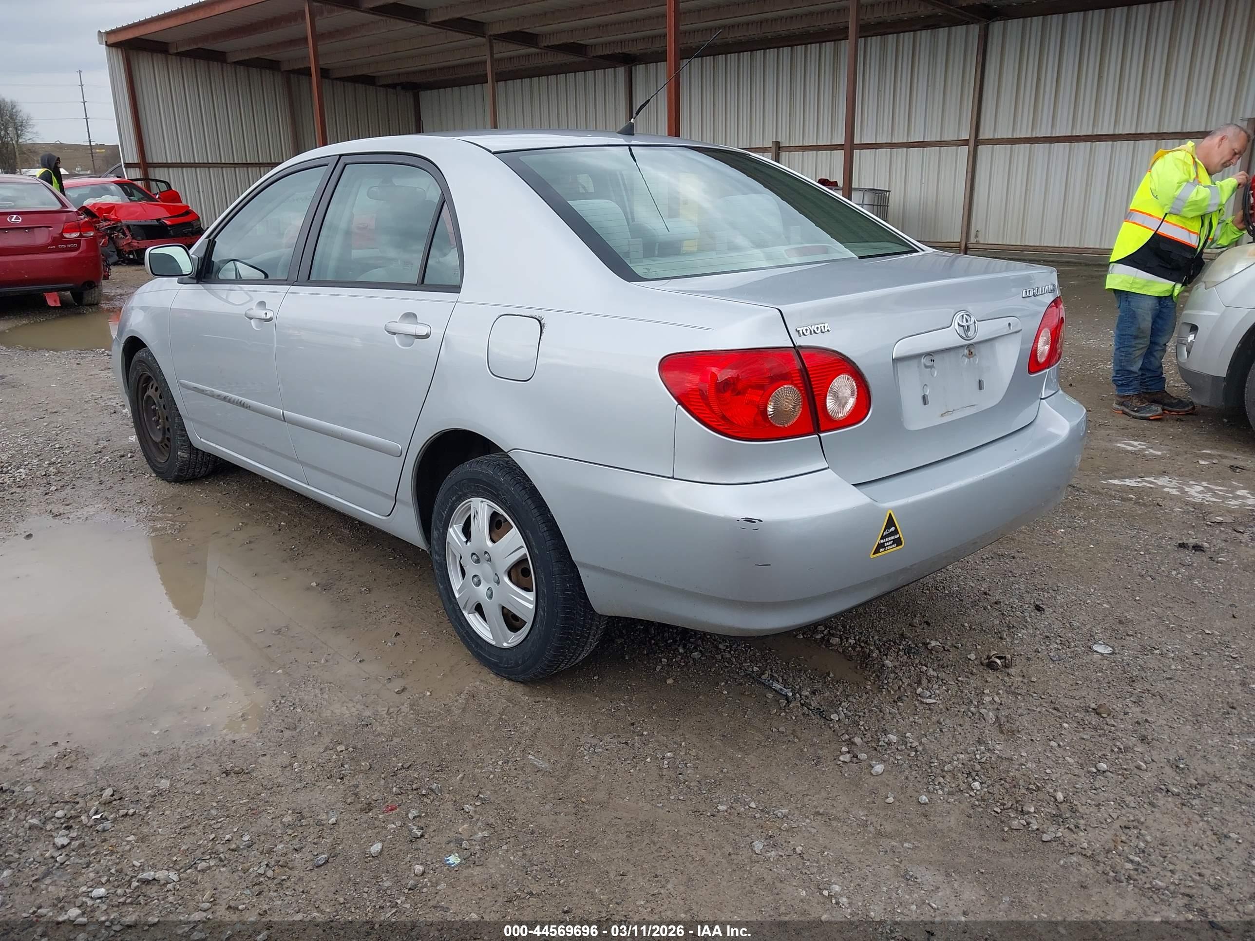 TOYOTA COROLLA image 3