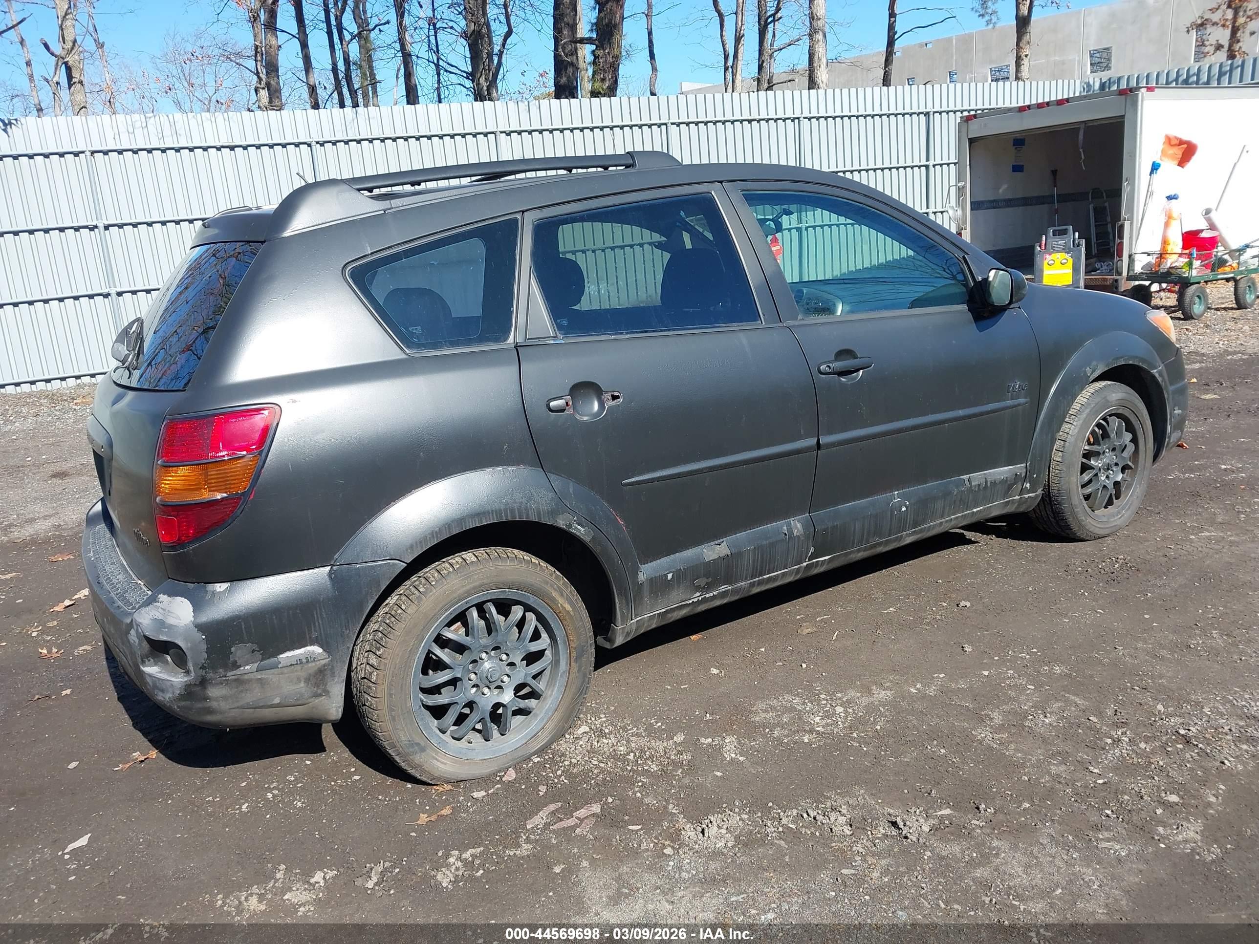 PONTIAC VIBE image 4