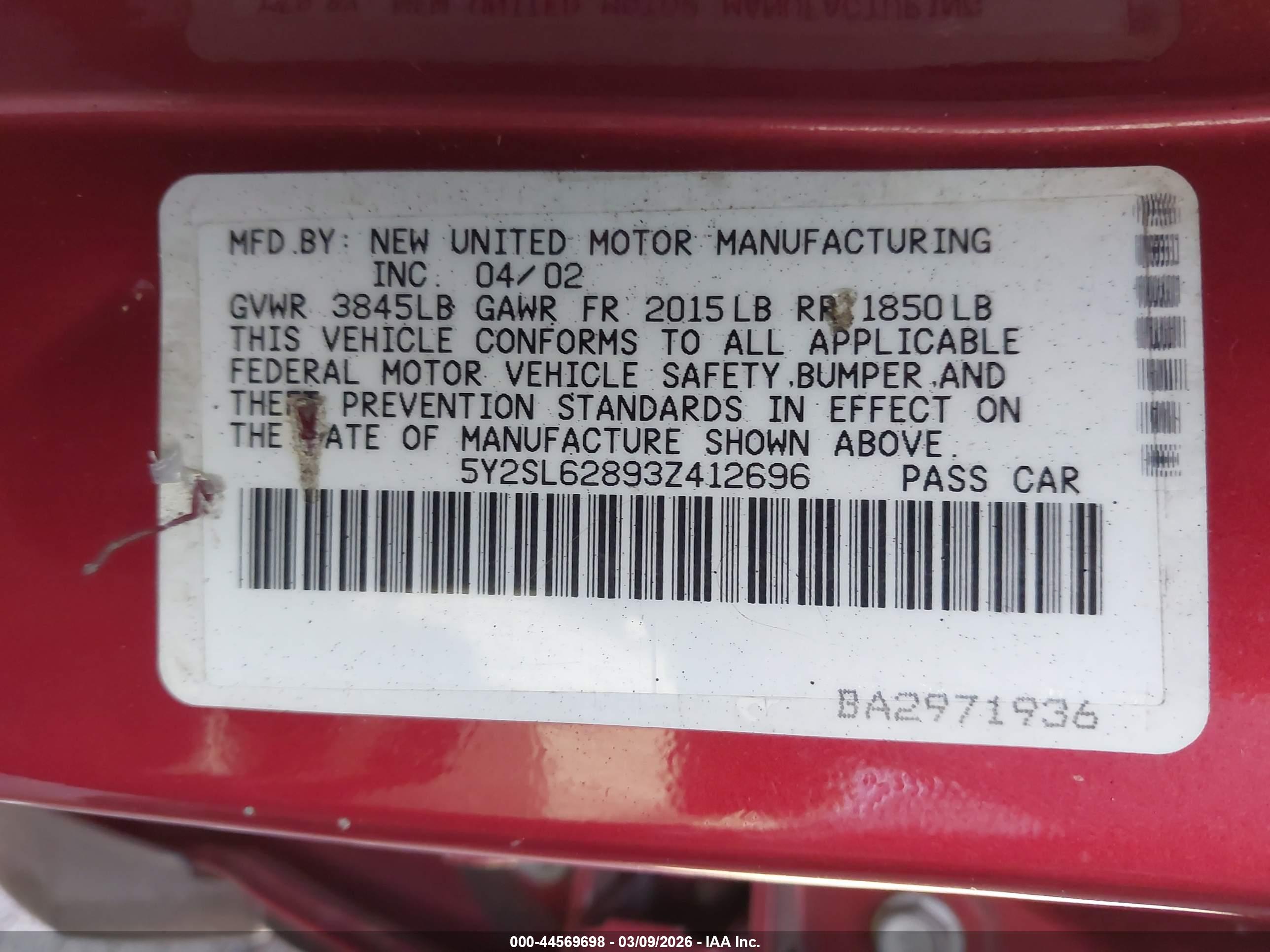 PONTIAC VIBE image 9
