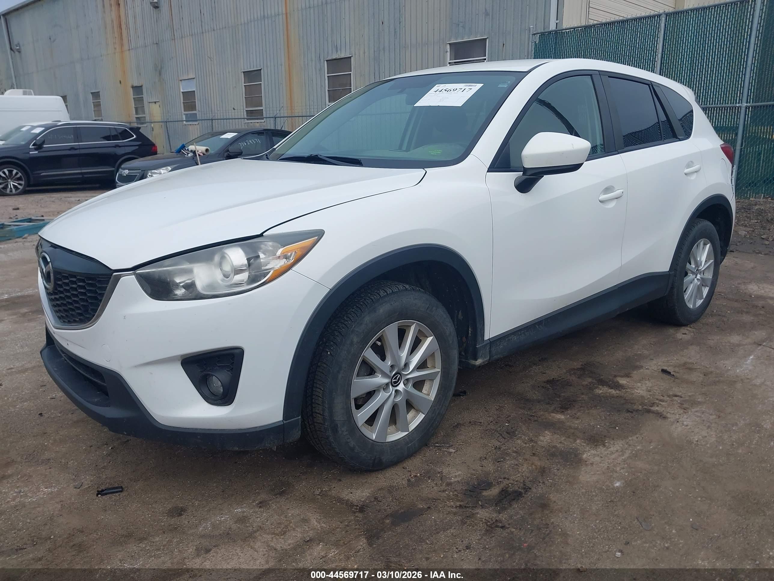 MAZDA CX-5 image 2