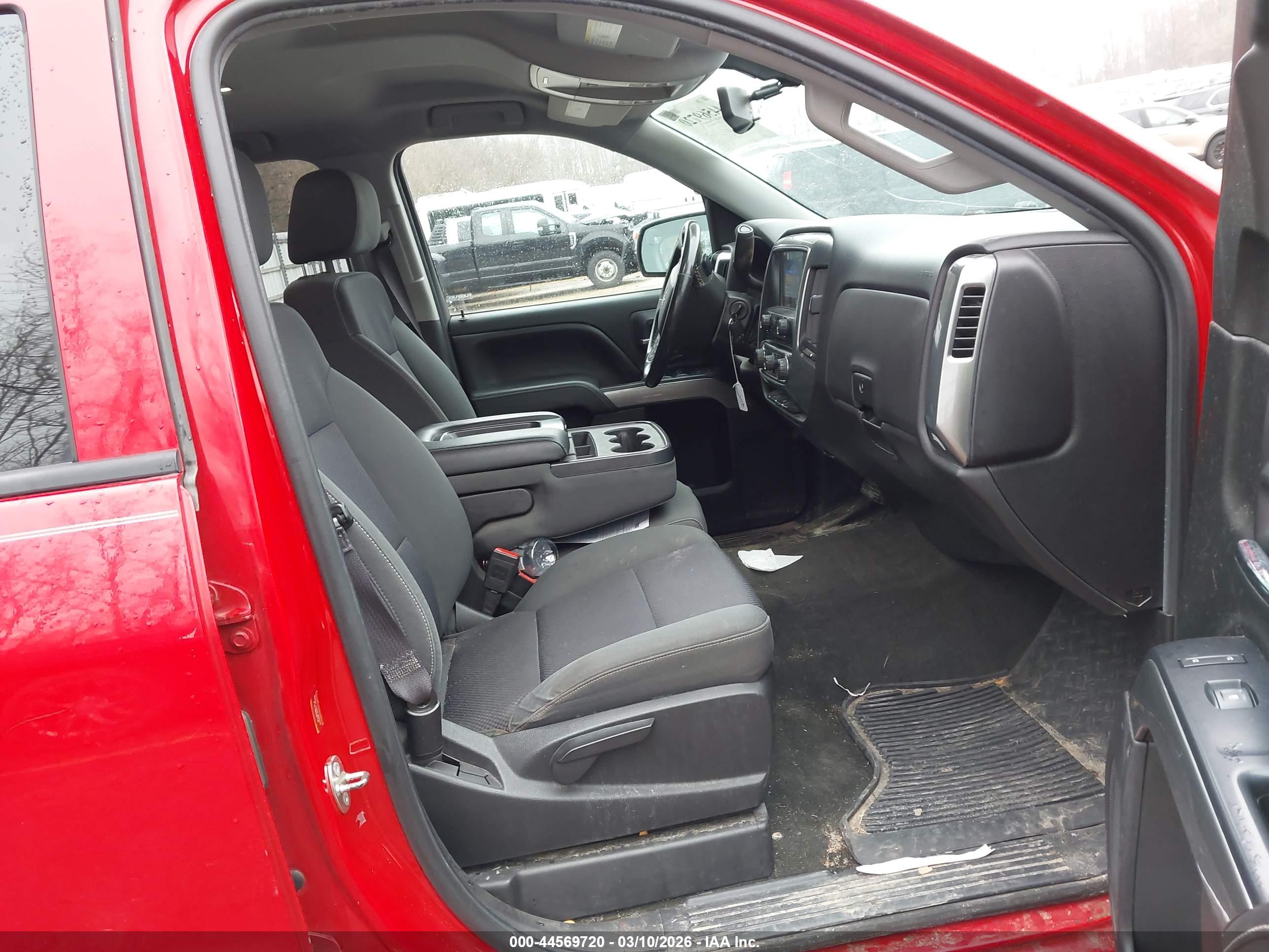 CHEVROLET SILVERADO image 5