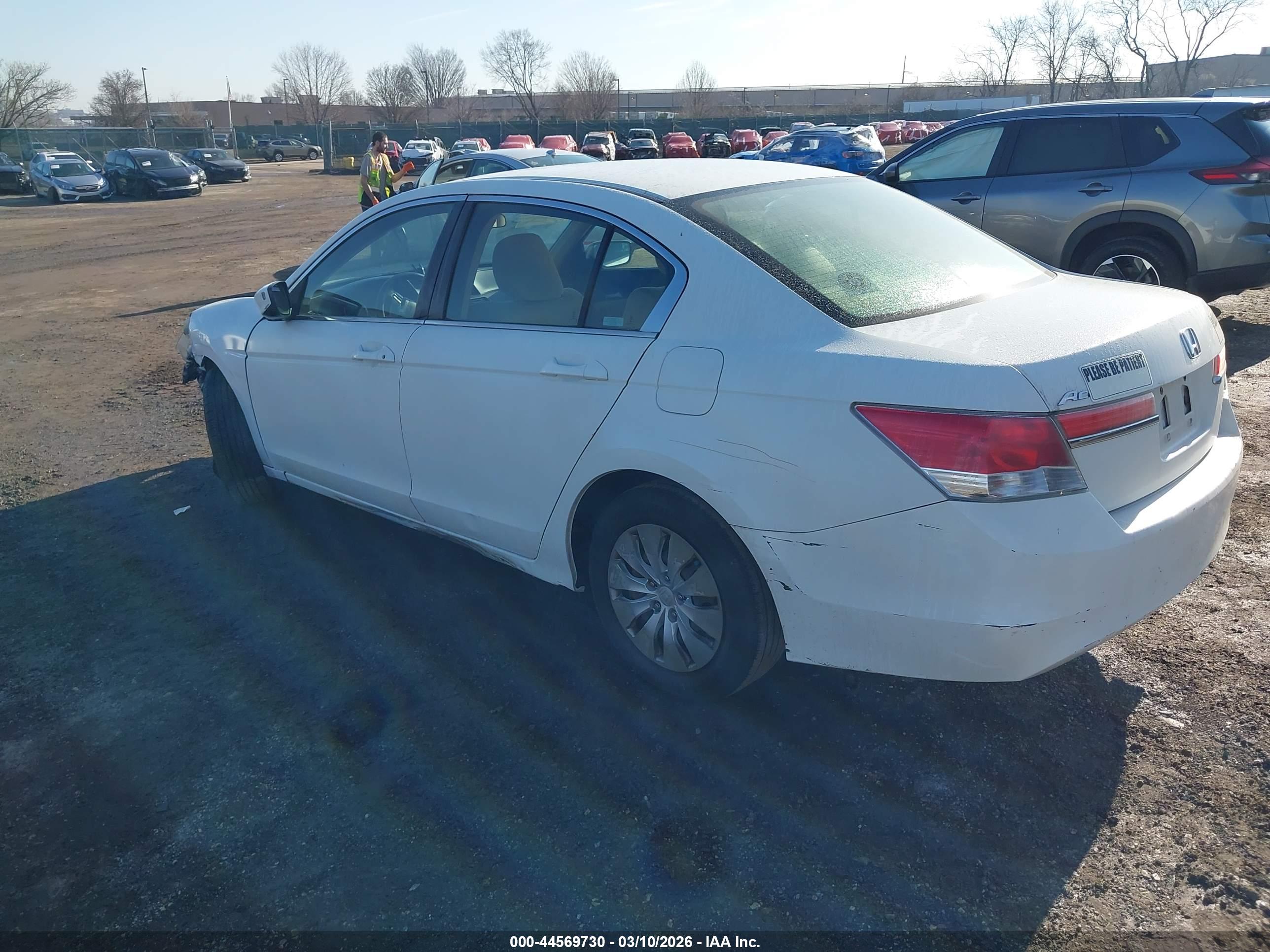 HONDA ACCORD image 3