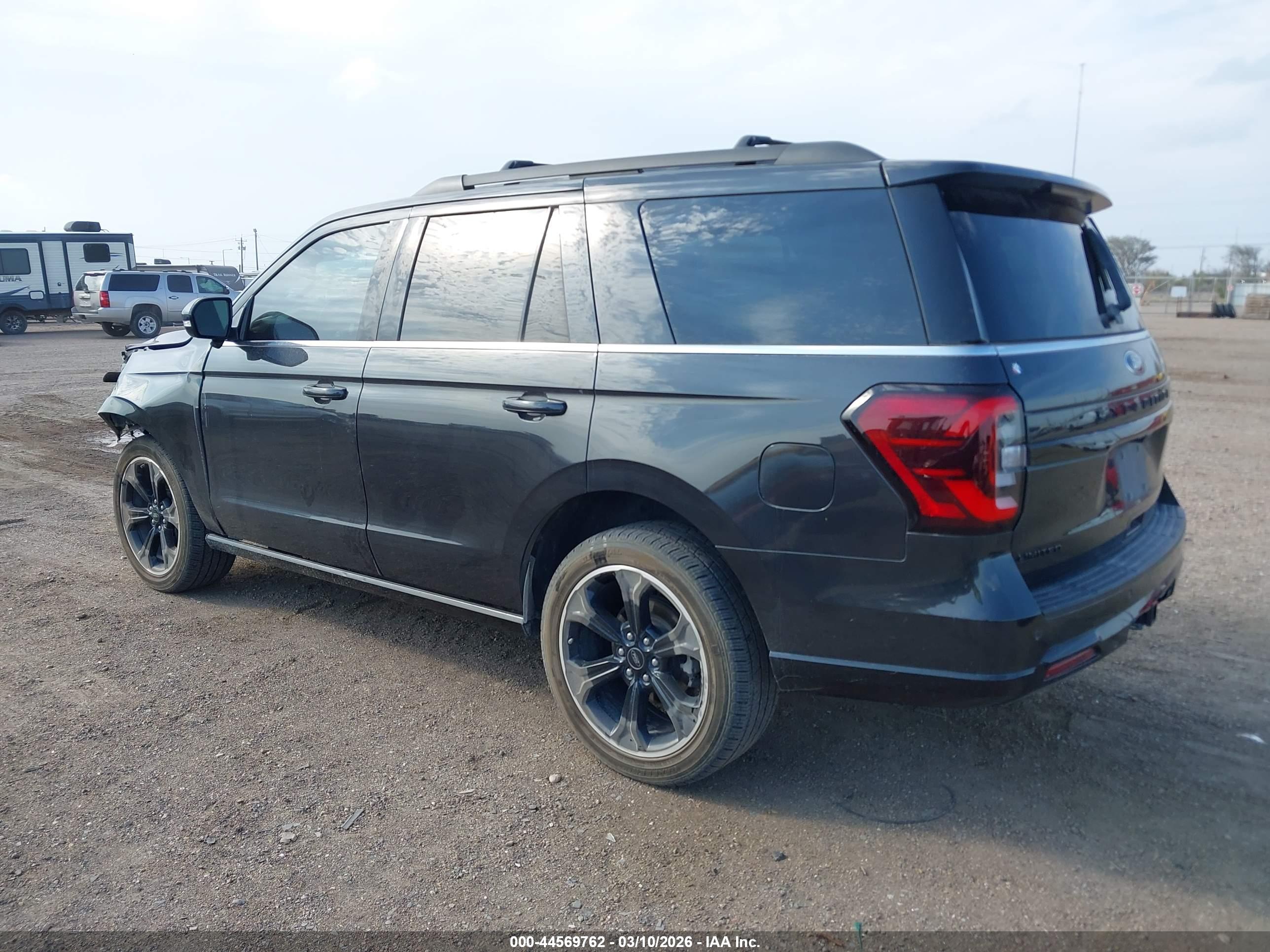 FORD EXPEDITION image 3