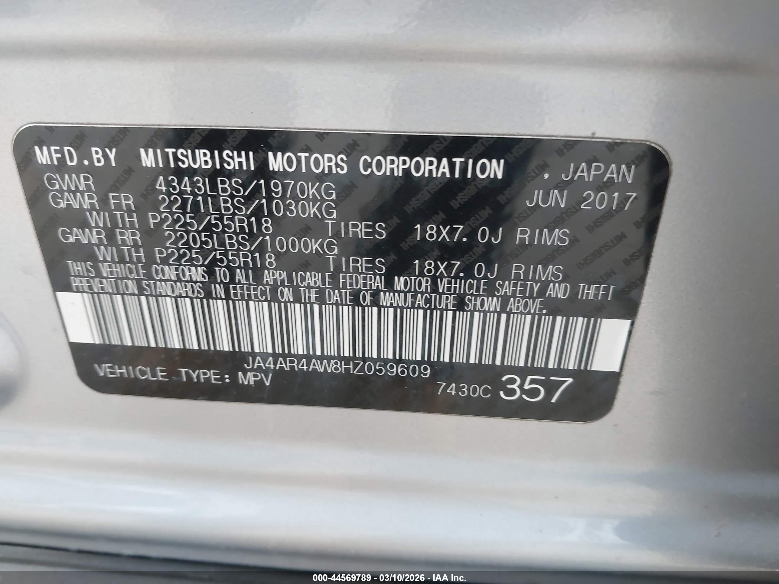 MITSUBISHI OUTLANDER image 9