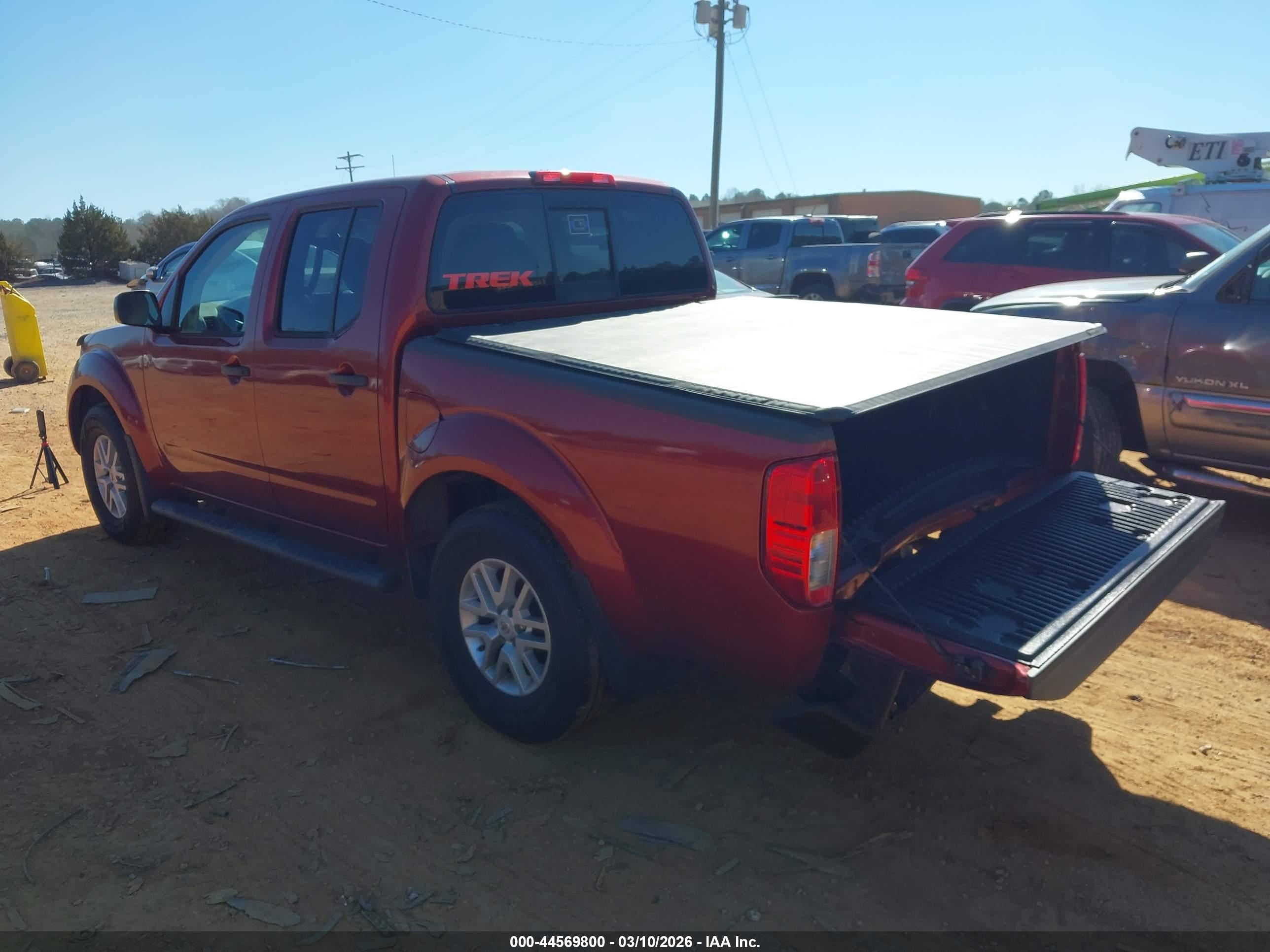 NISSAN FRONTIER image 3