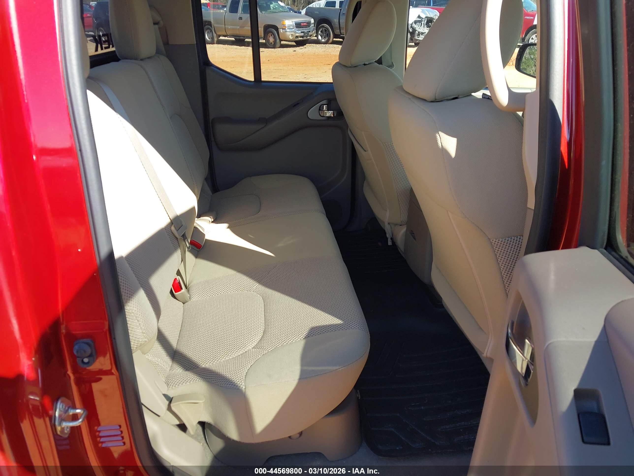 NISSAN FRONTIER image 8