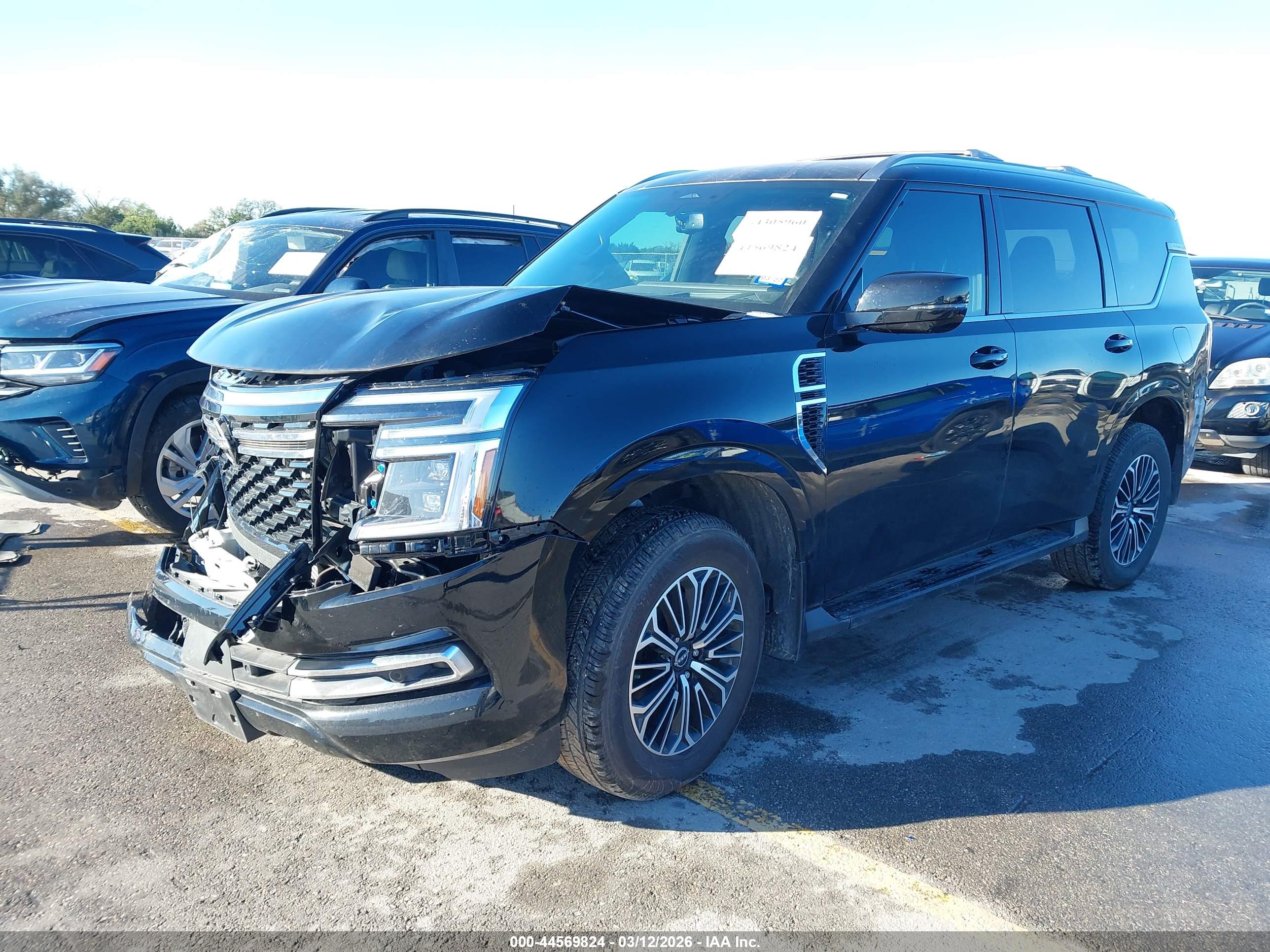 NISSAN ARMADA image 2