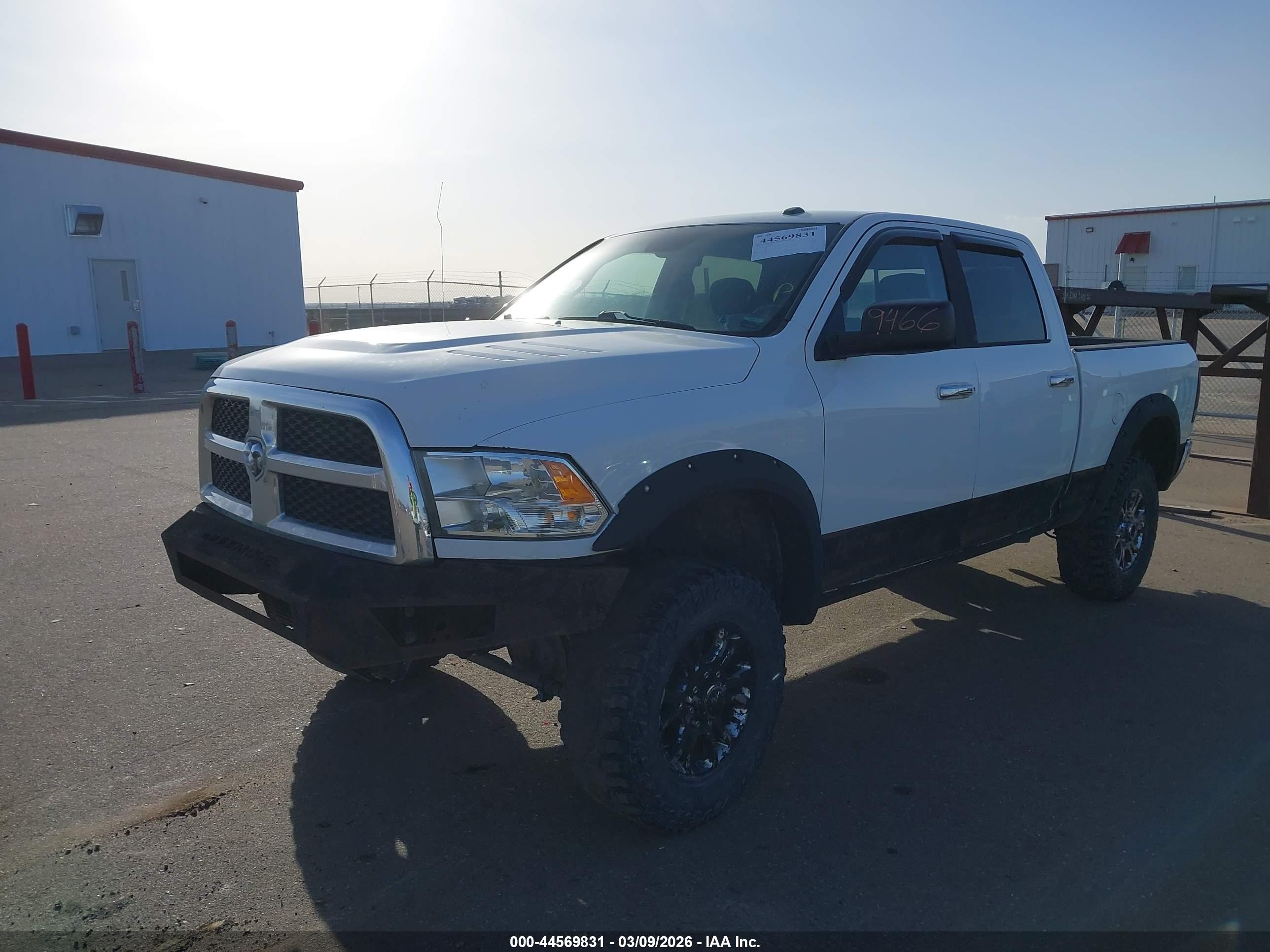 RAM 2500 image 2