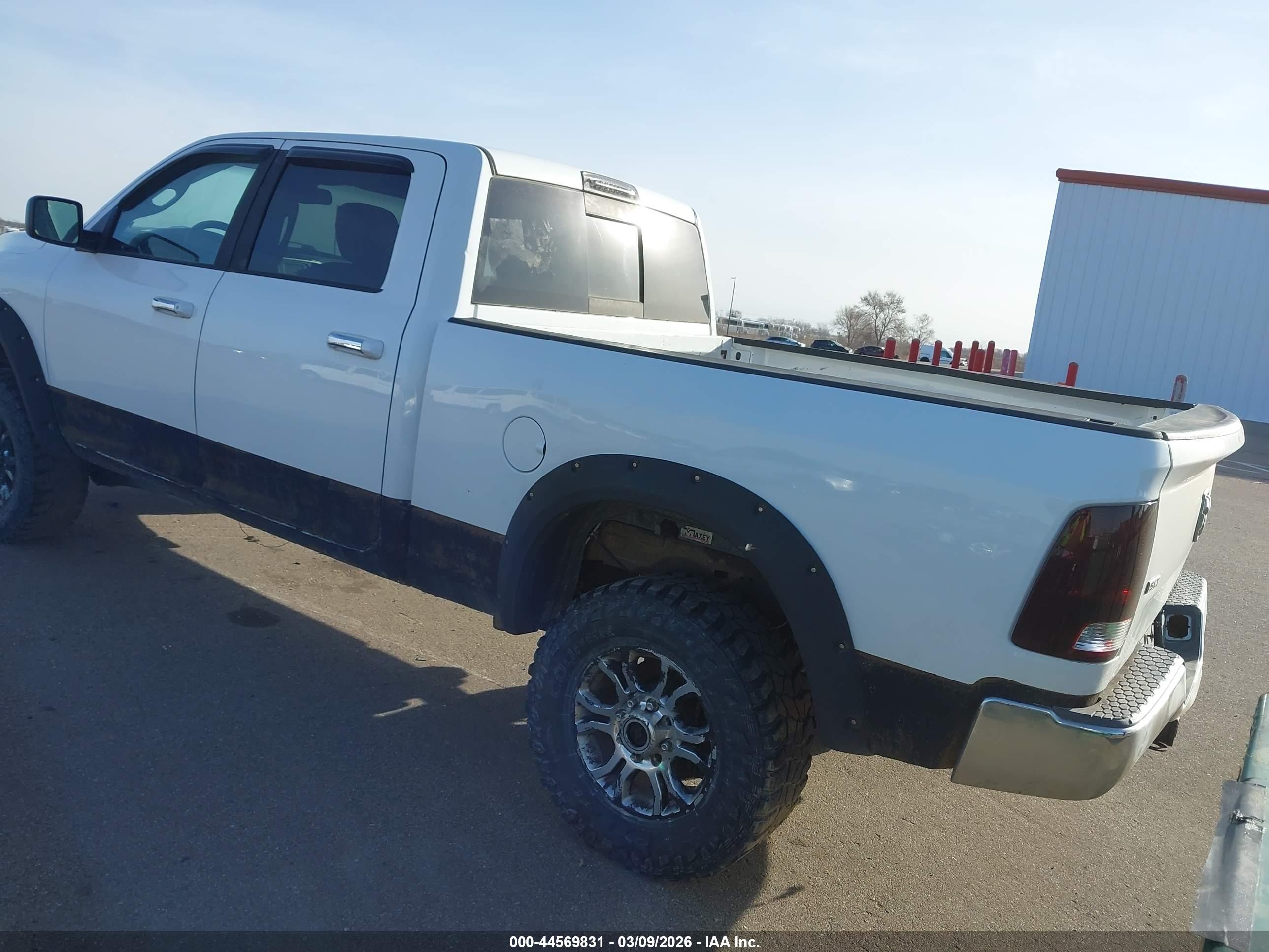 RAM 2500 image 3