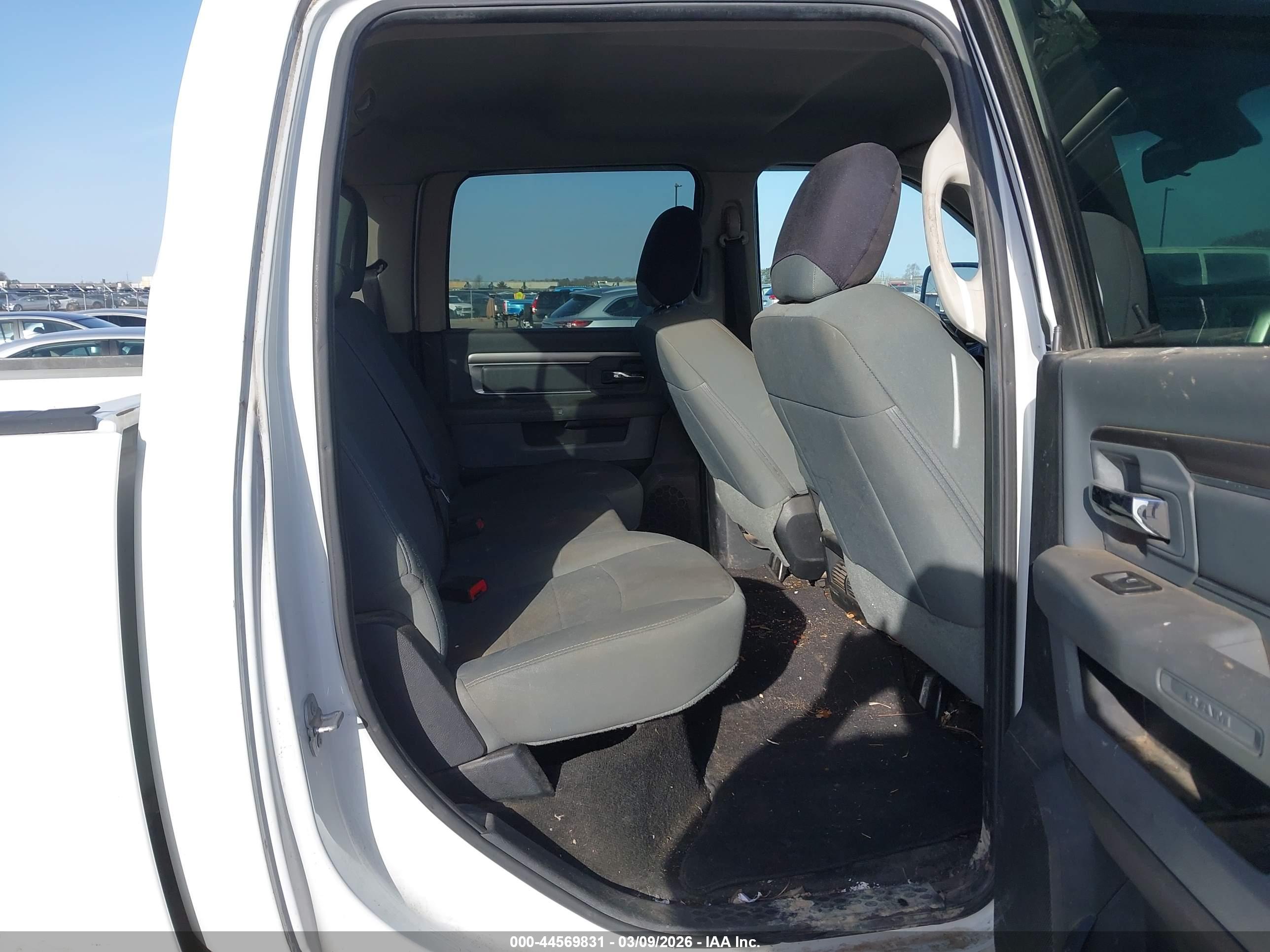 RAM 2500 image 8