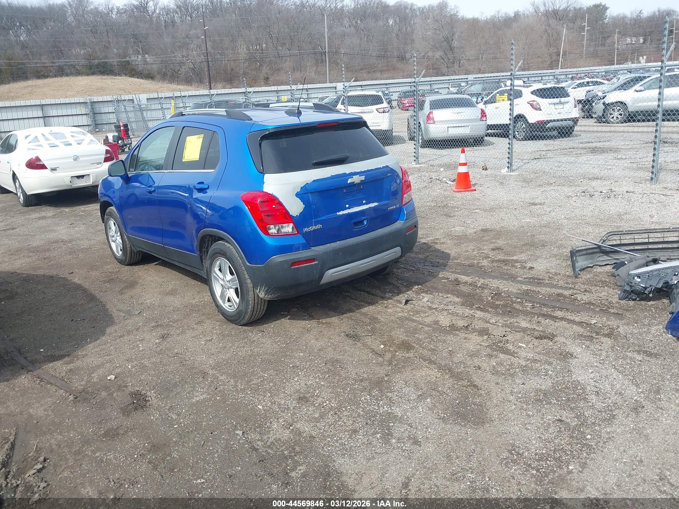 CHEVROLET TRAX image 3
