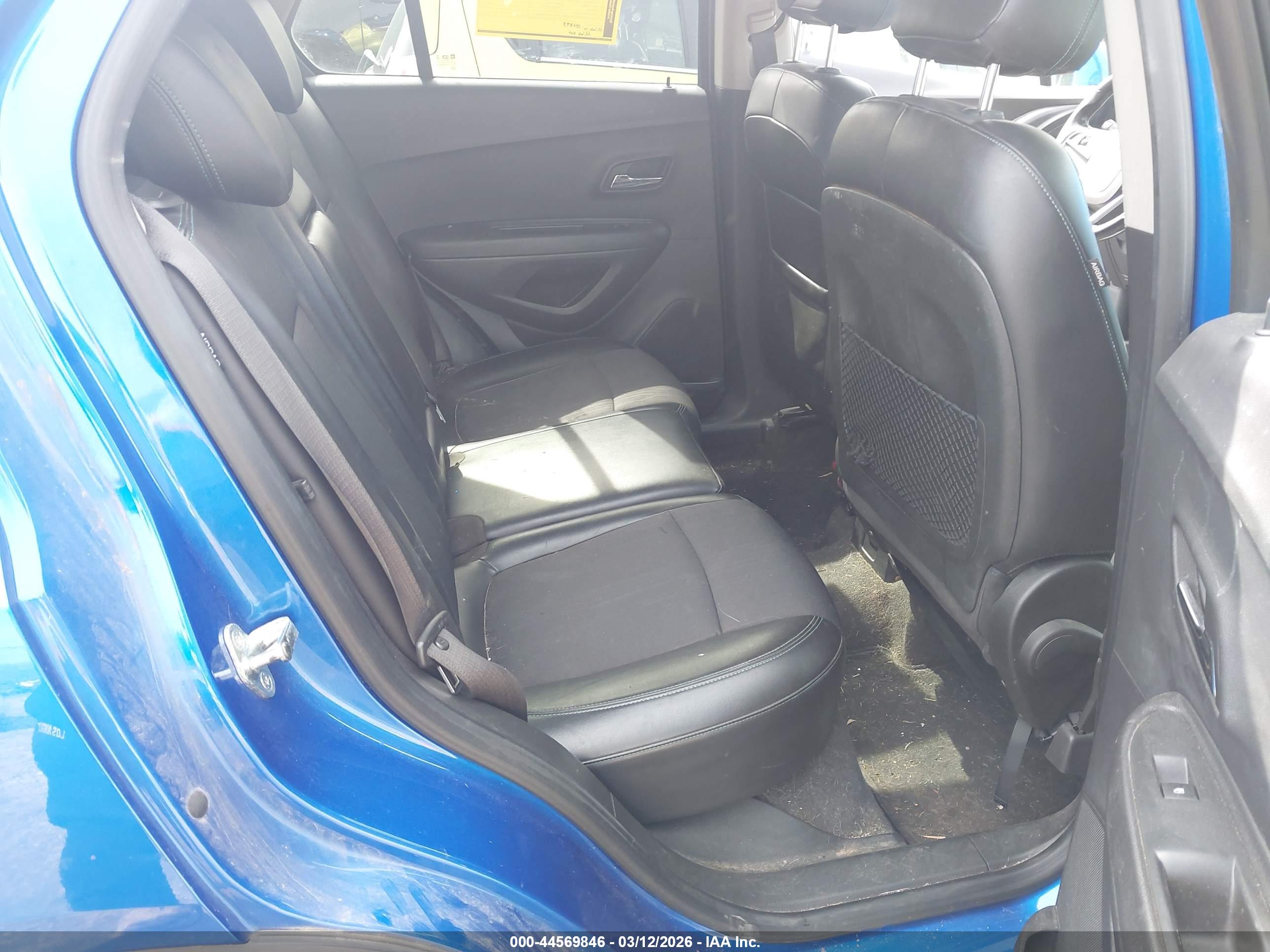 CHEVROLET TRAX image 8