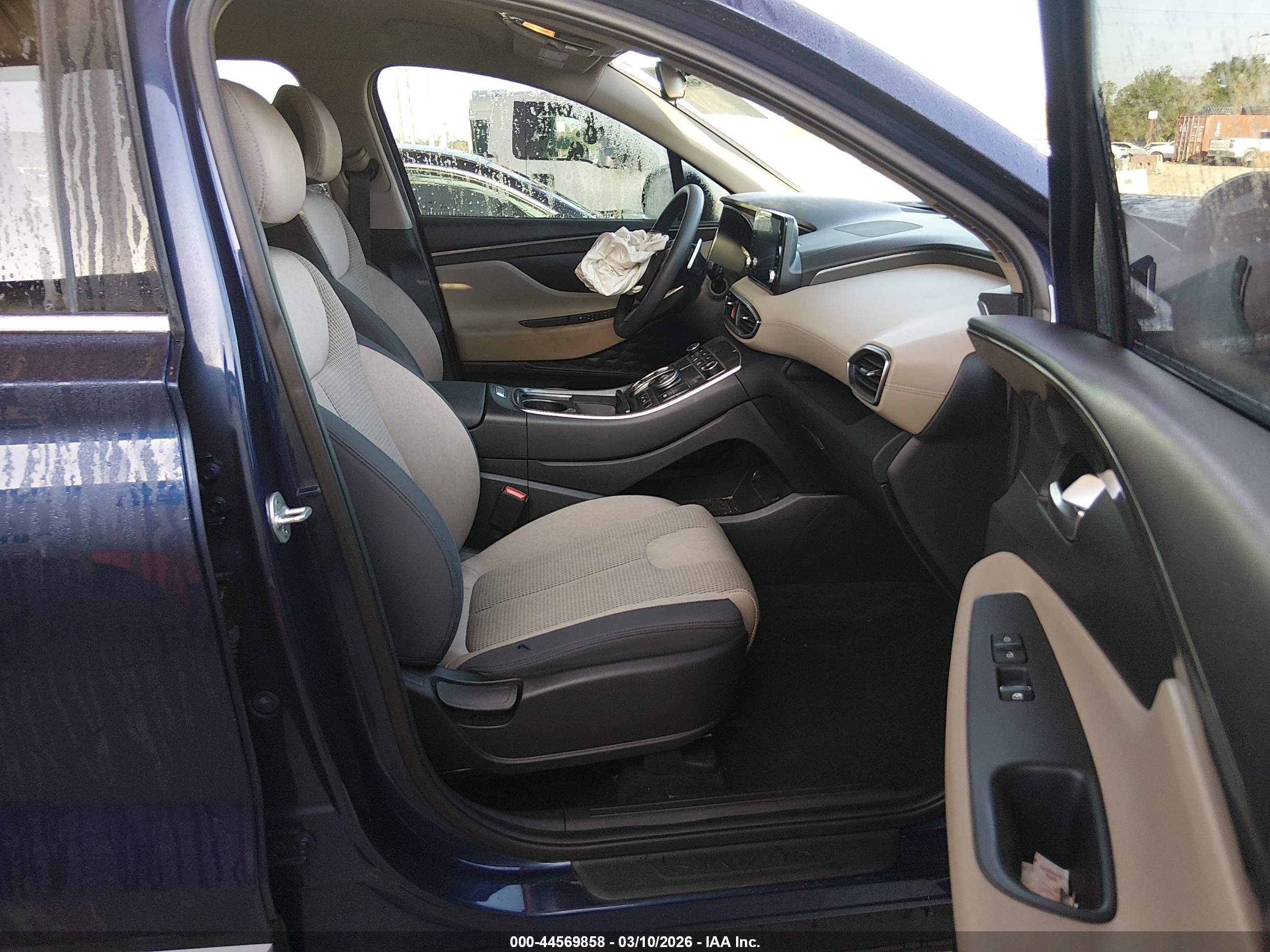 HYUNDAI SANTA image 5