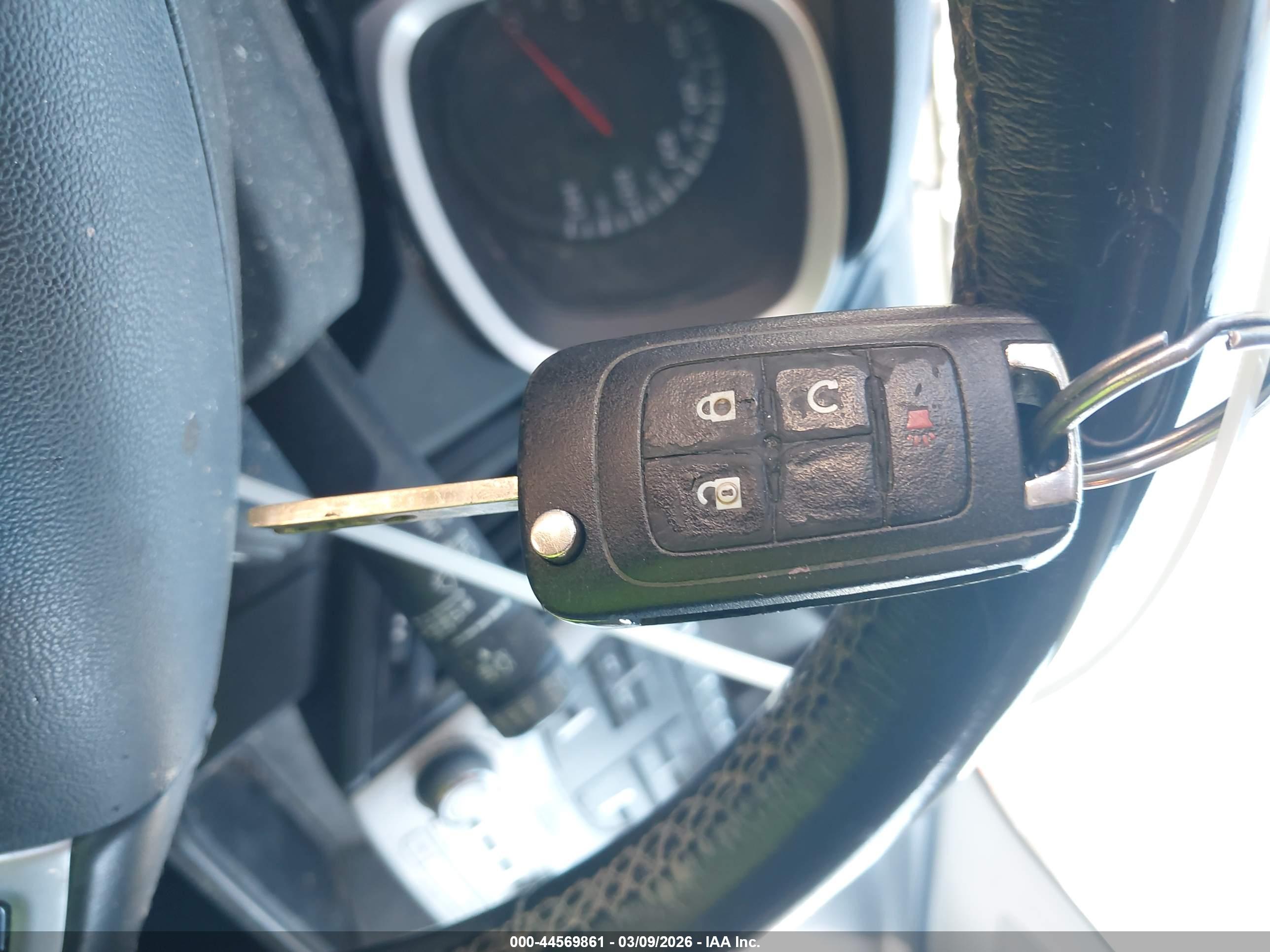 CHEVROLET EQUINOX image 11