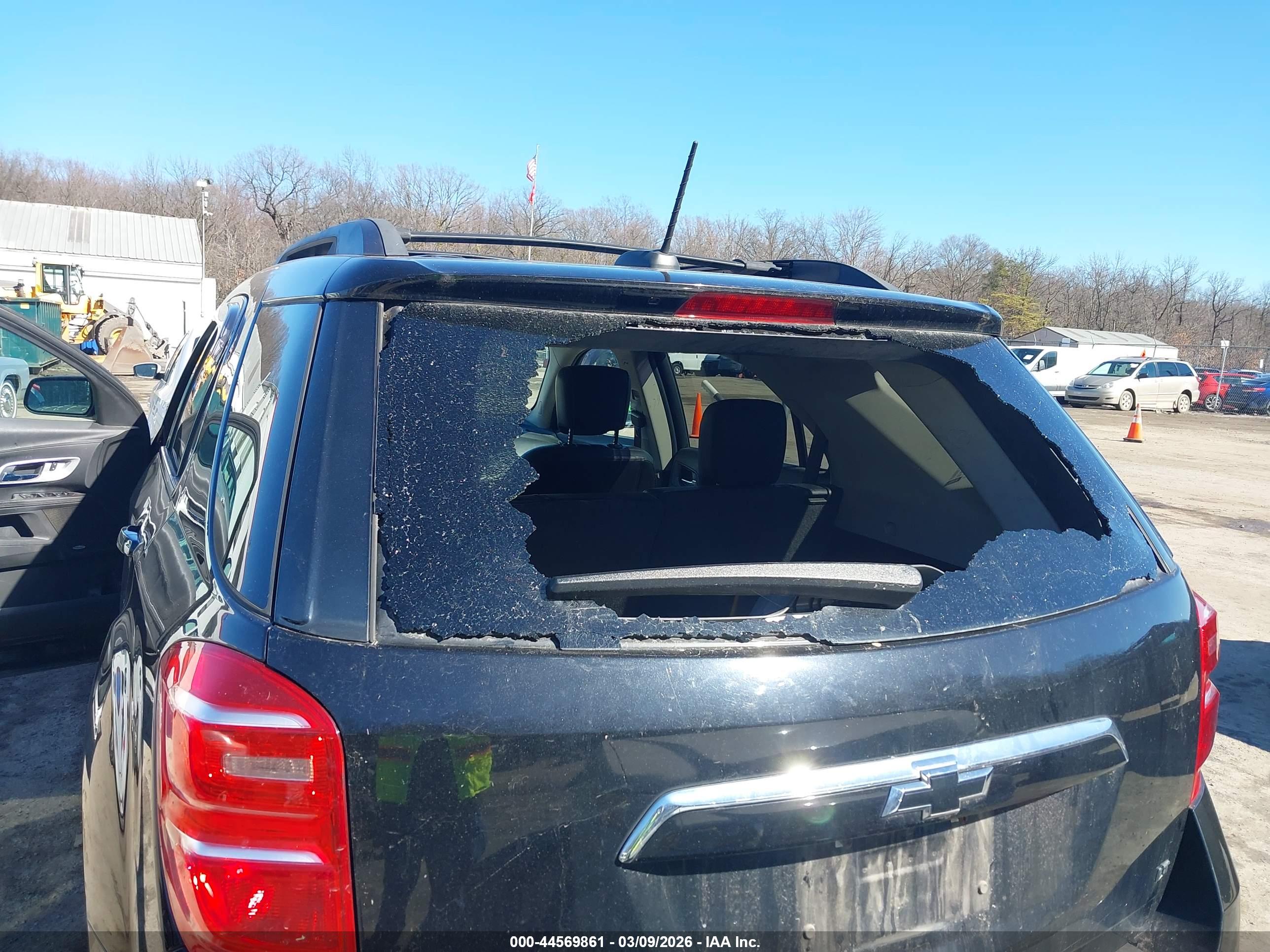 CHEVROLET EQUINOX image 6