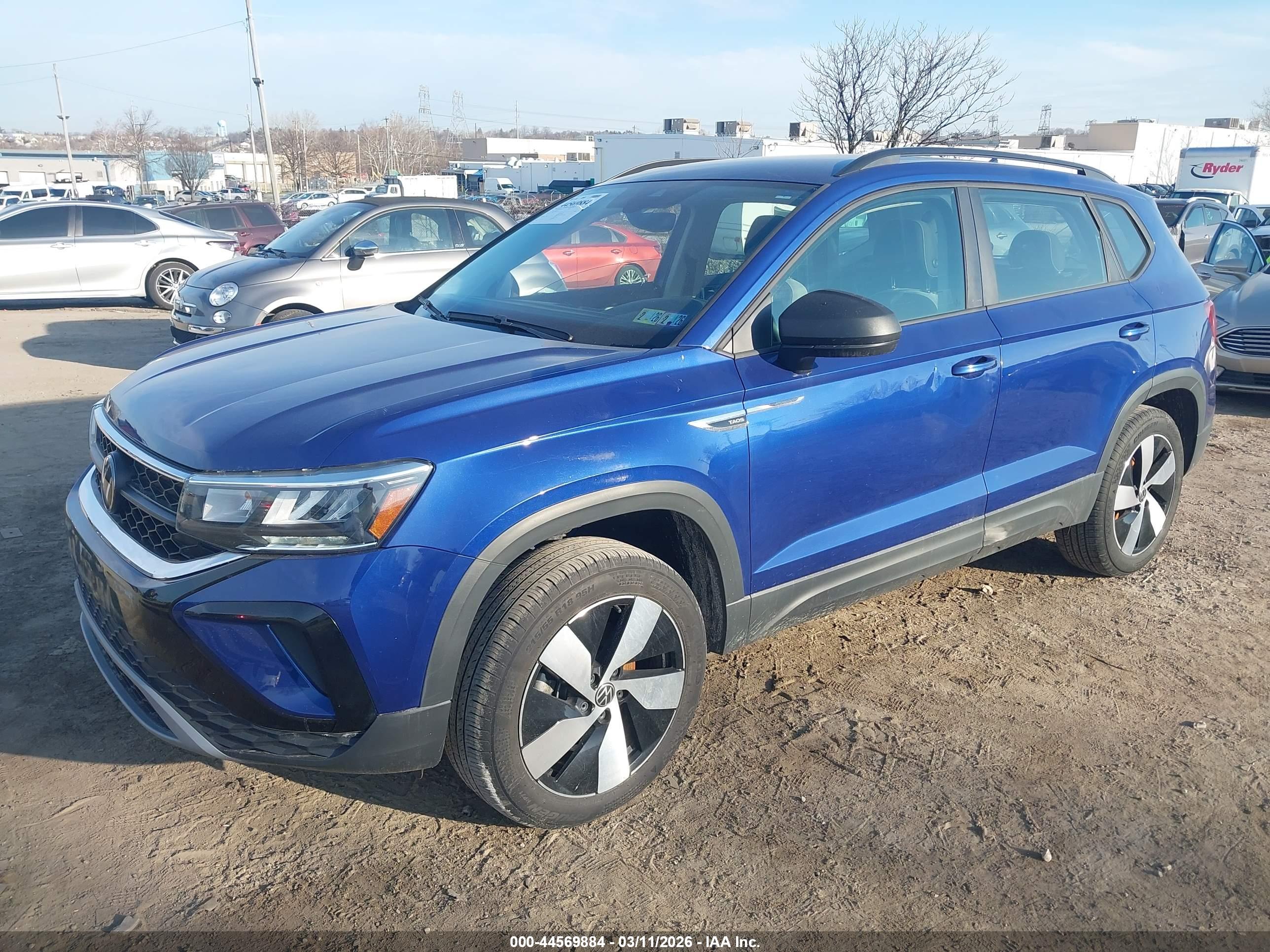 VOLKSWAGEN TAOS image 2