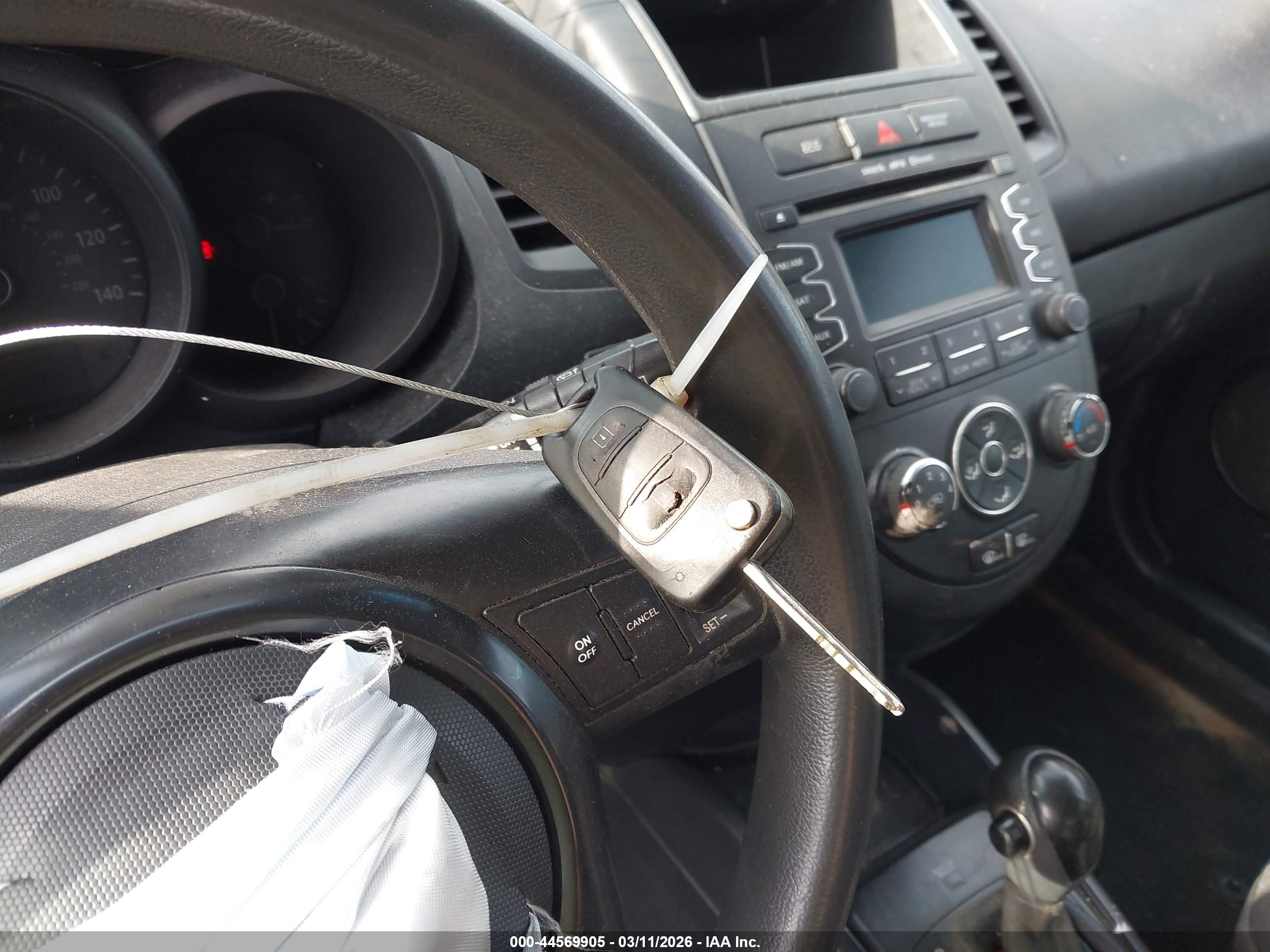 KIA SOUL image 11