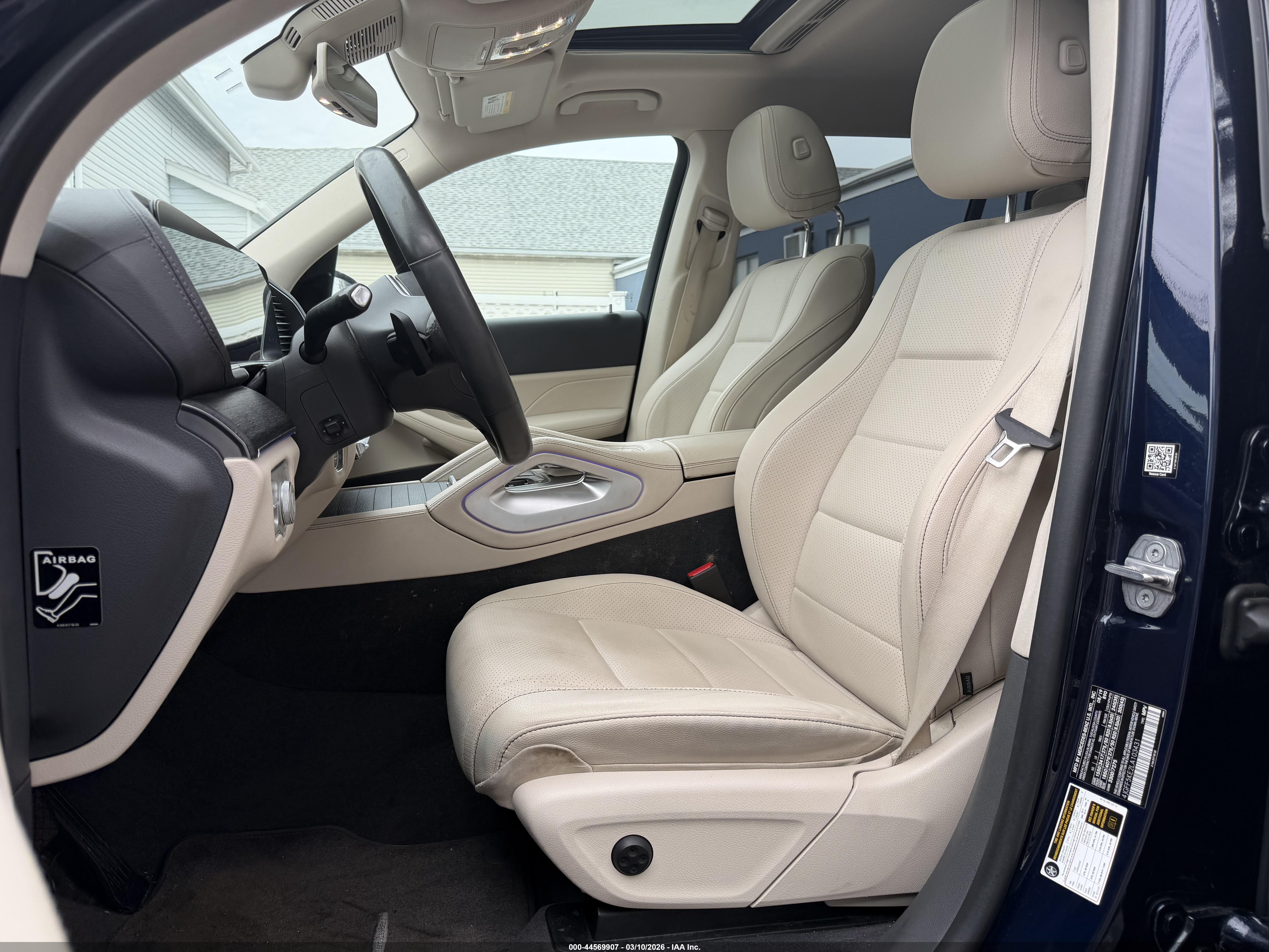 MERCEDES-BENZ GLS image 5