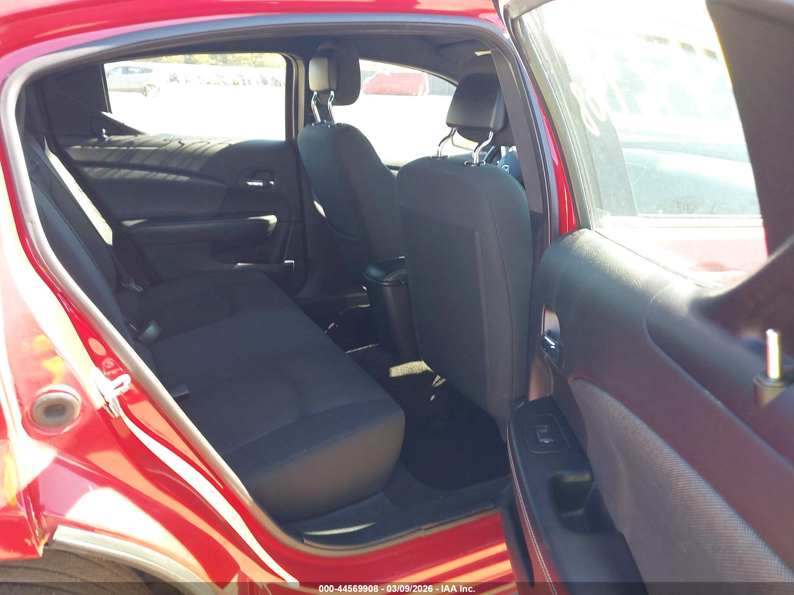 DODGE AVENGER image 8