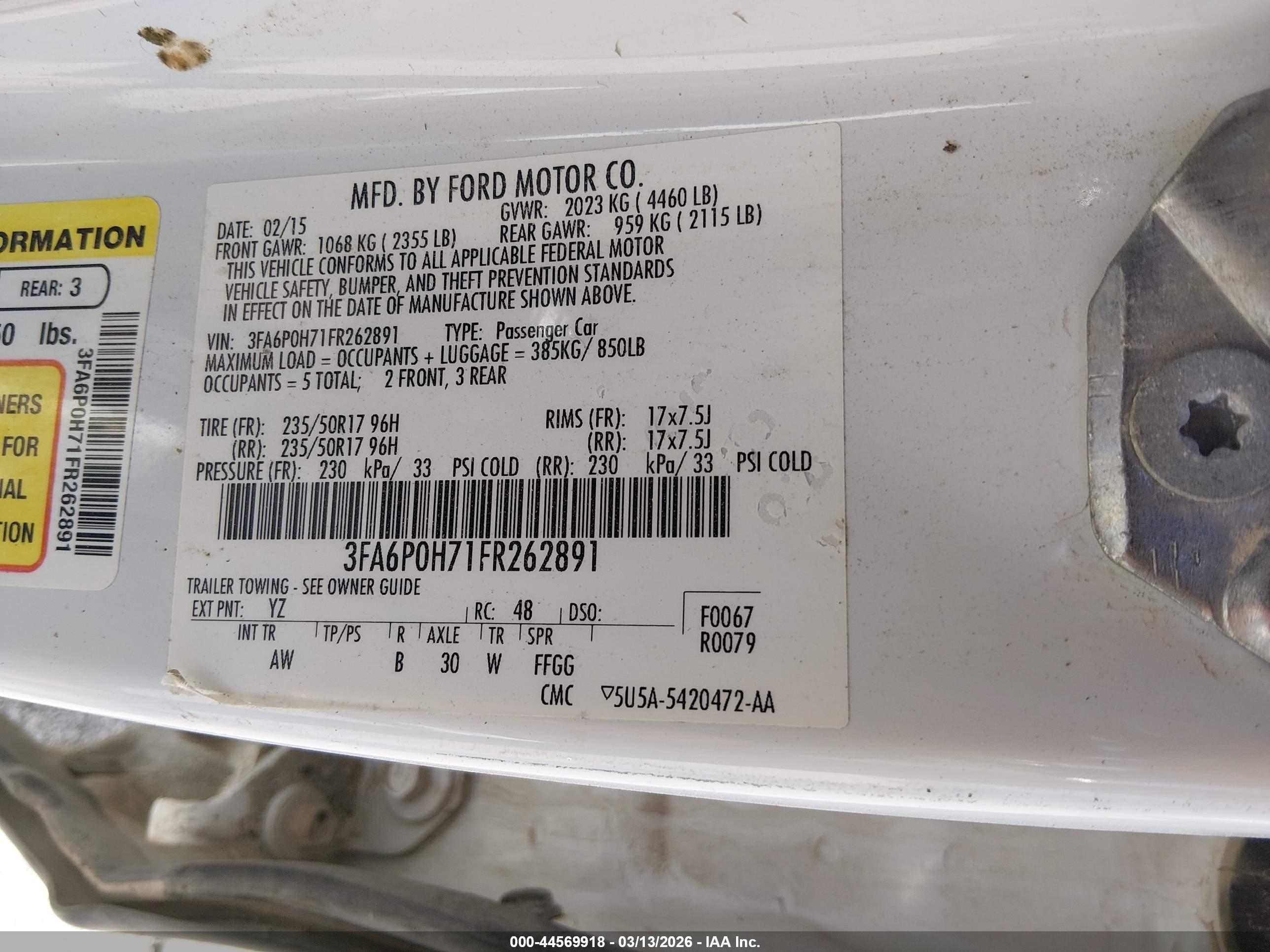 FORD FUSION image 9
