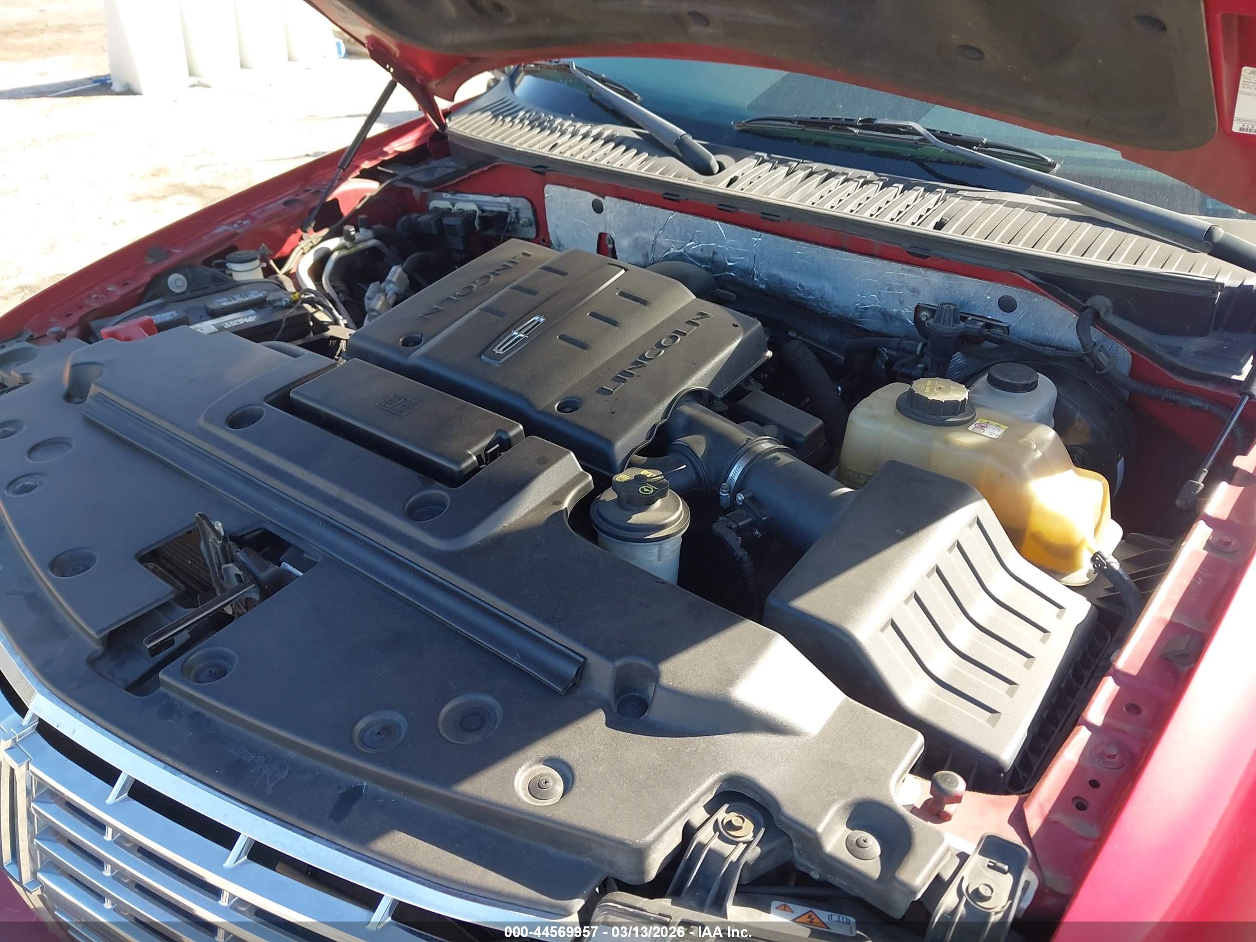 LINCOLN NAVIGATOR image 6