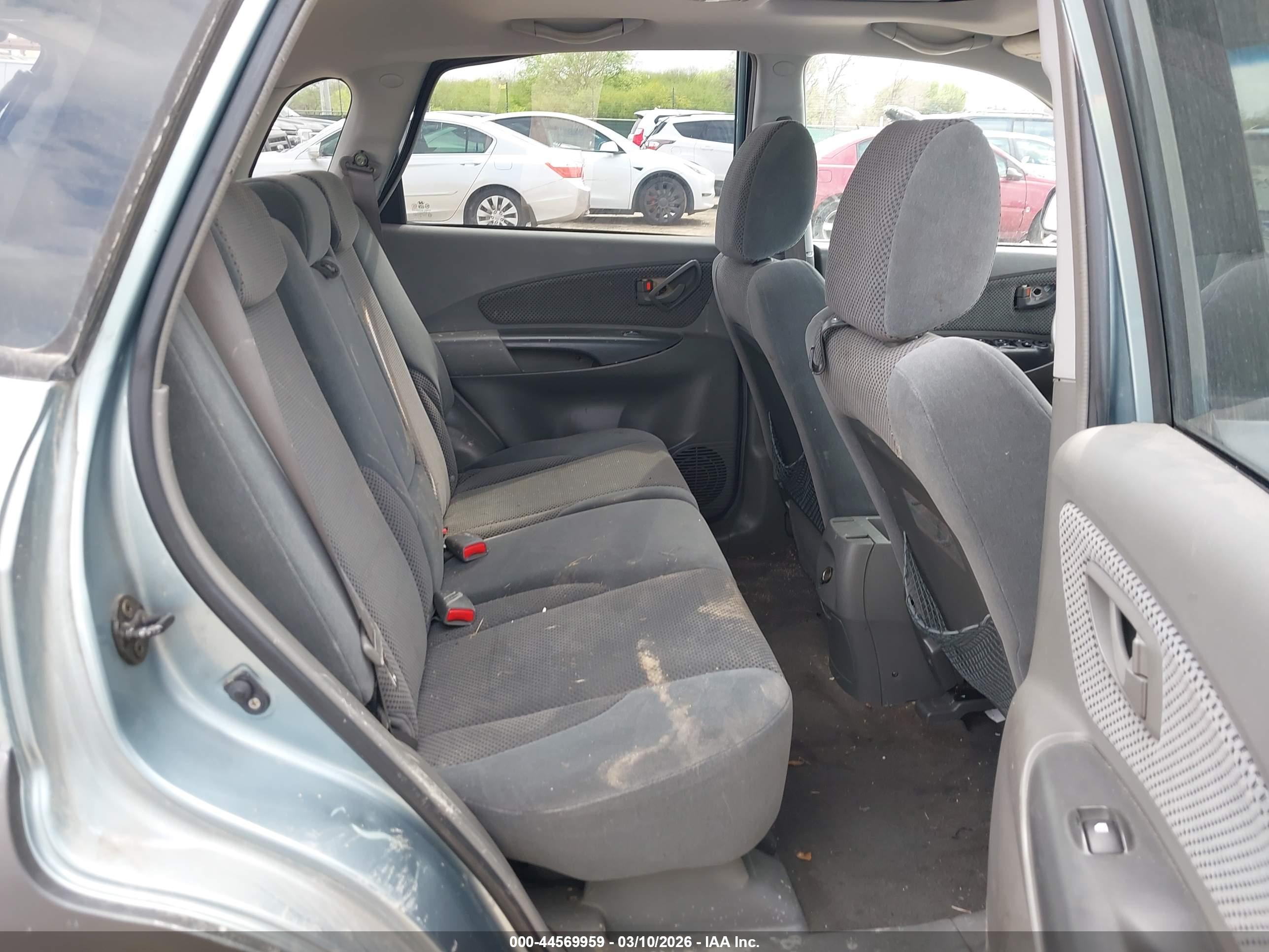 HYUNDAI TUCSON image 8