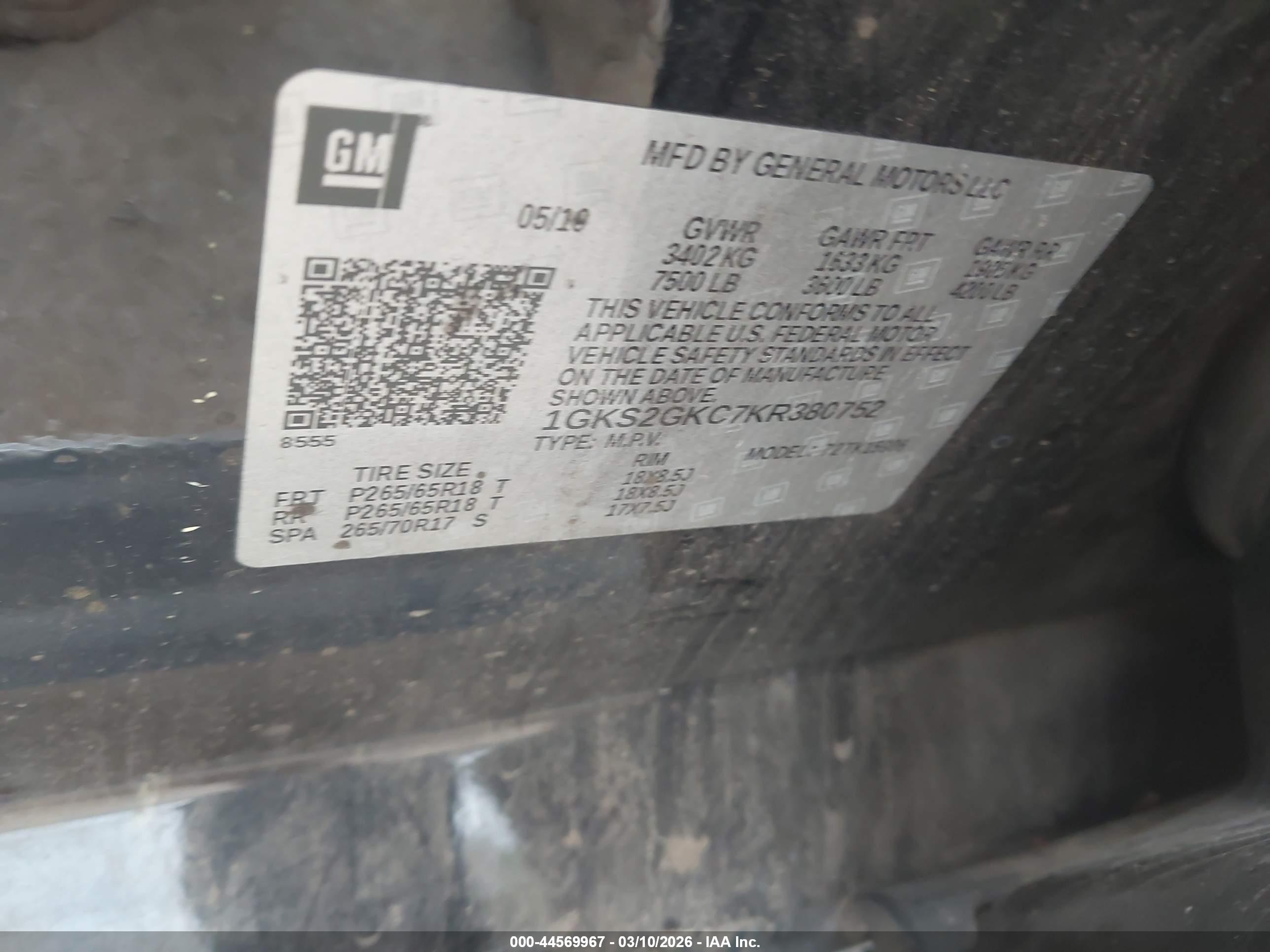 GMC YUKON image 9