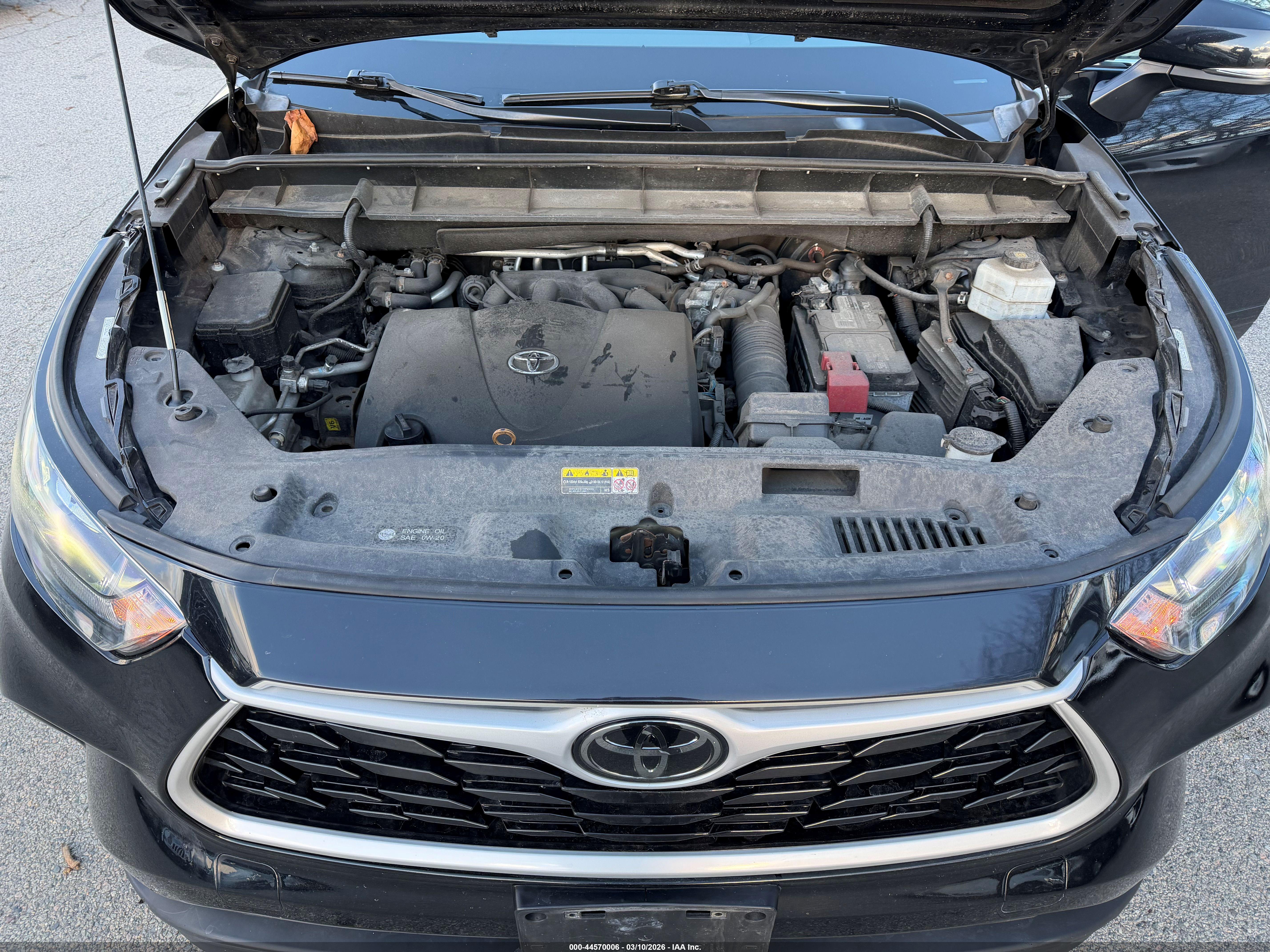 TOYOTA HIGHLANDER image 10