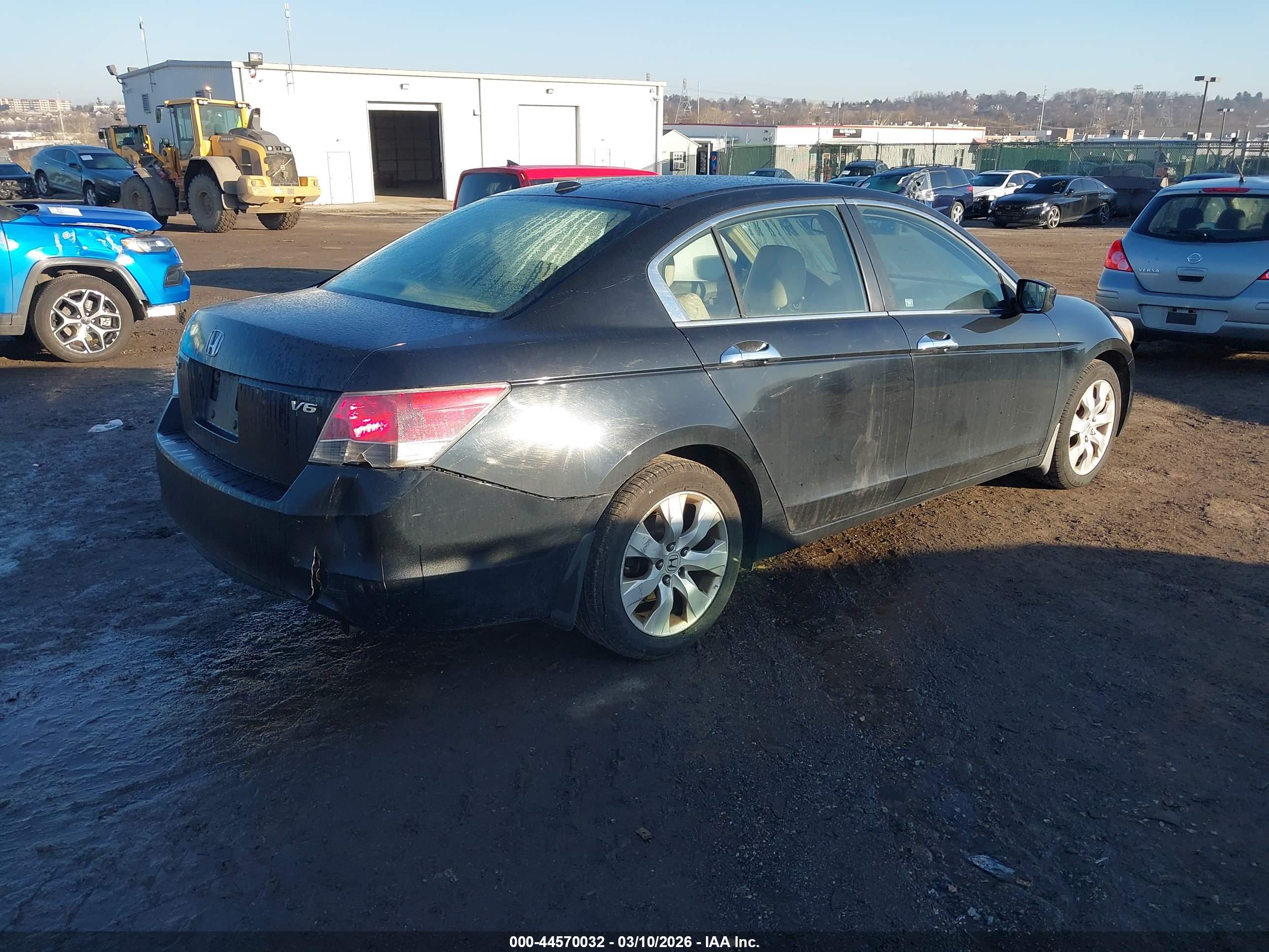 HONDA ACCORD image 4