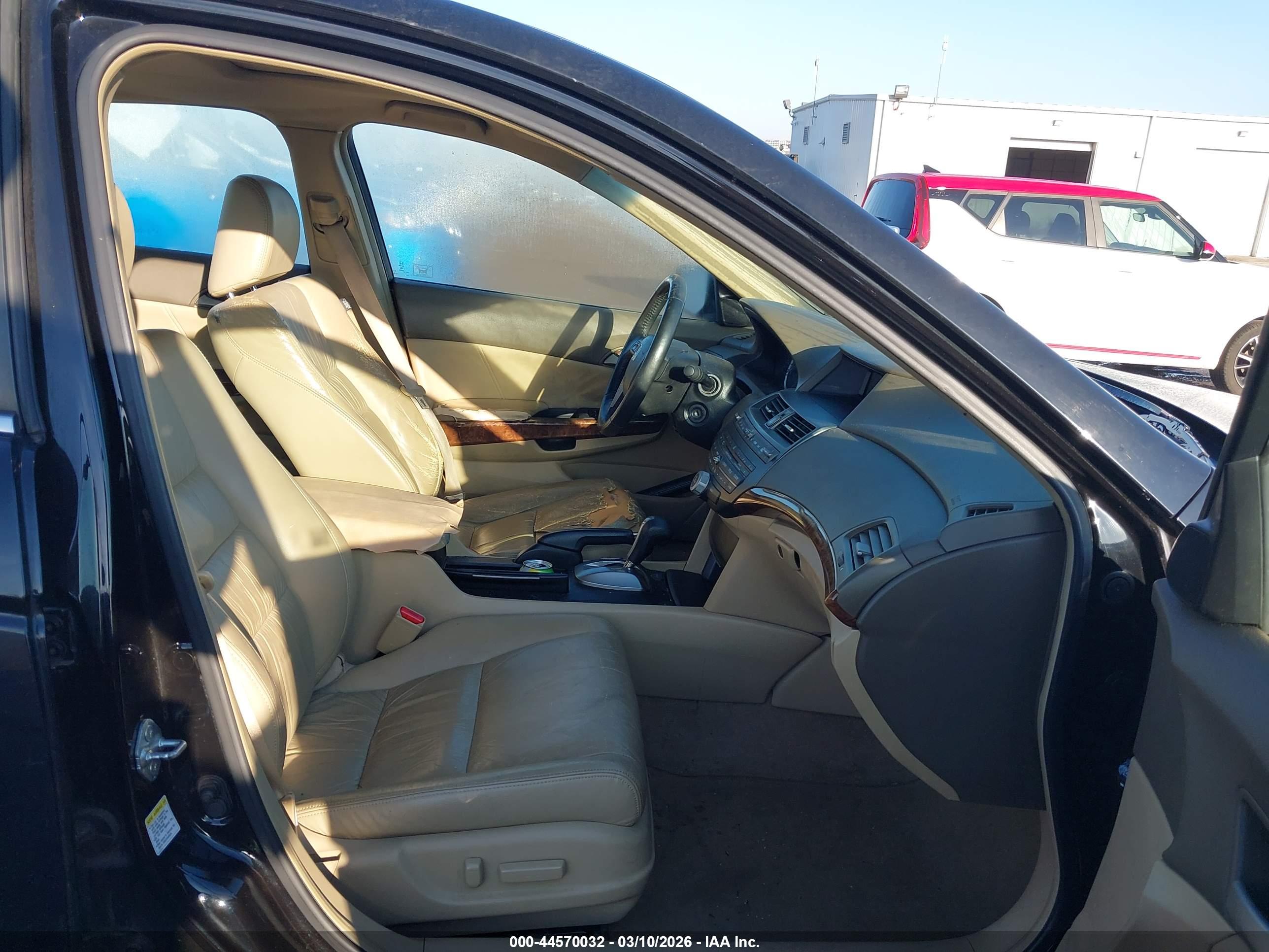 HONDA ACCORD image 5