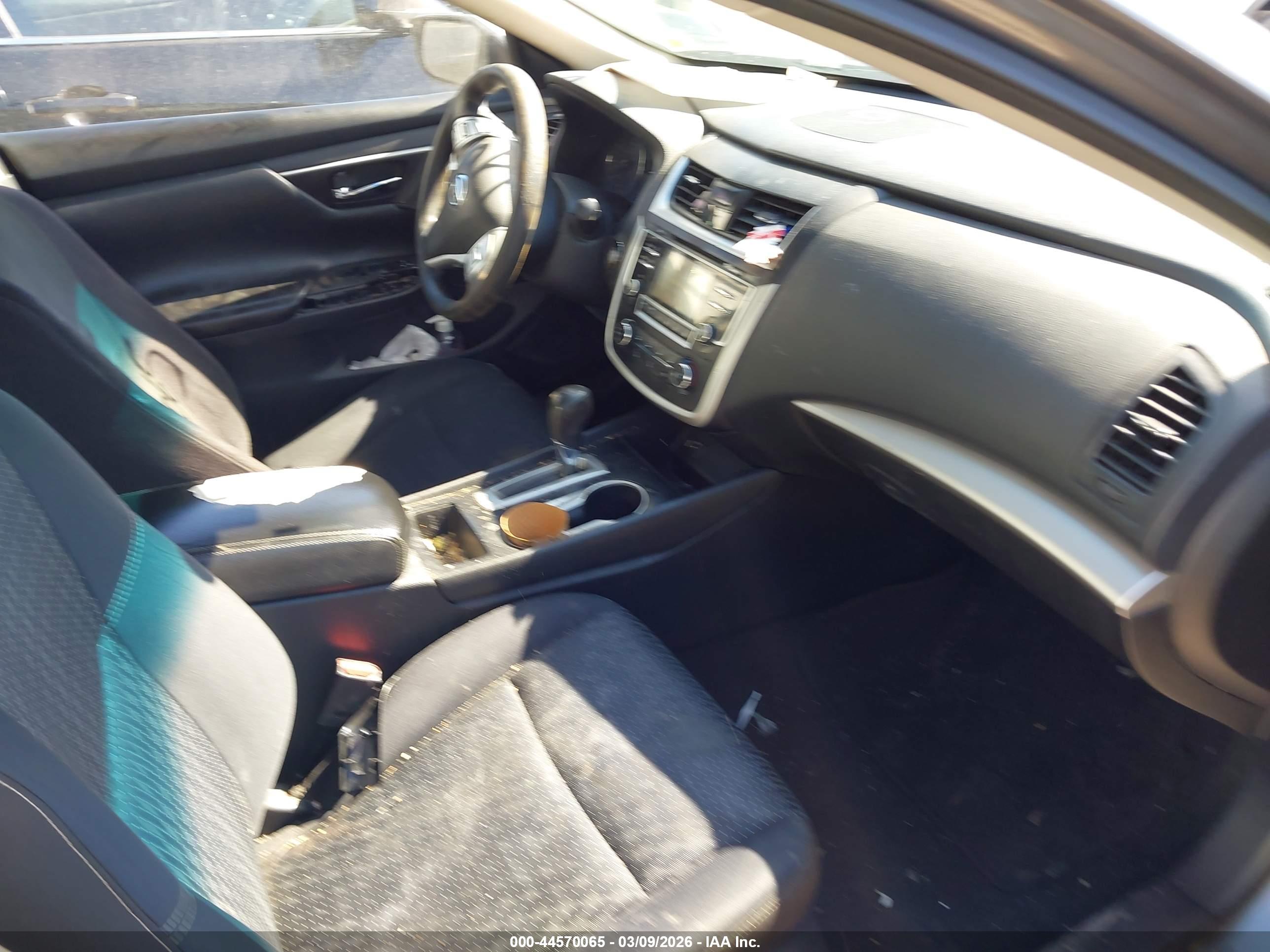NISSAN ALTIMA image 5