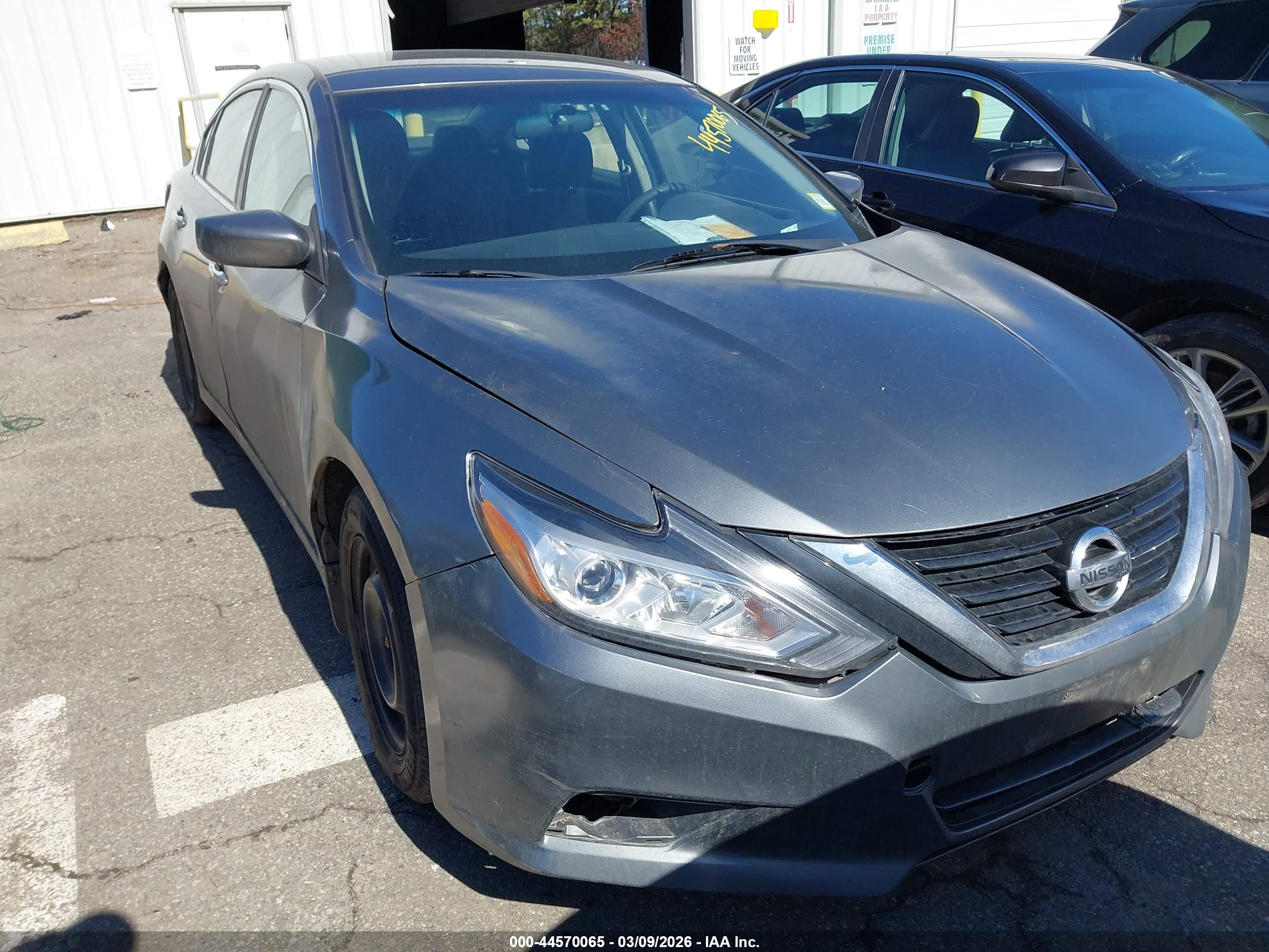 NISSAN ALTIMA image 6